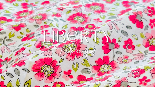 Algodón Liberty: Arte en Flor, Suavidad que Inspira 🎨🌸