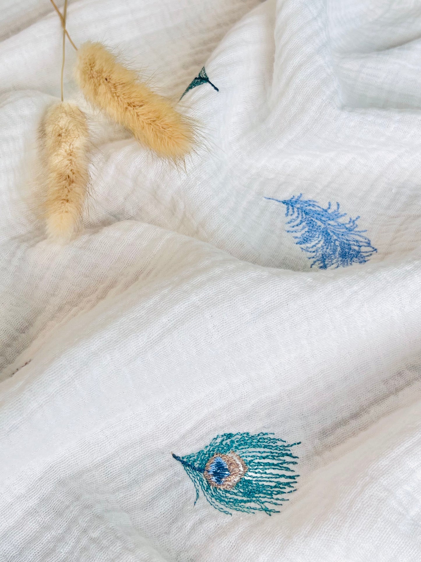 Muselina Bordada Peacock