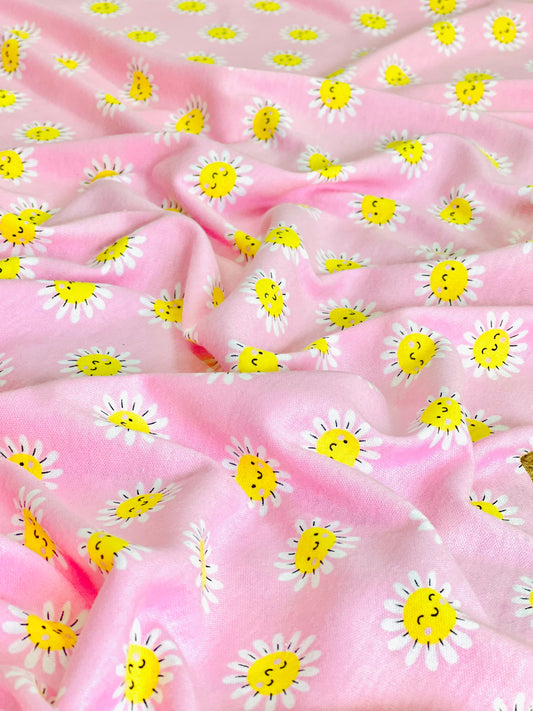 Interlock Sunny Daisies