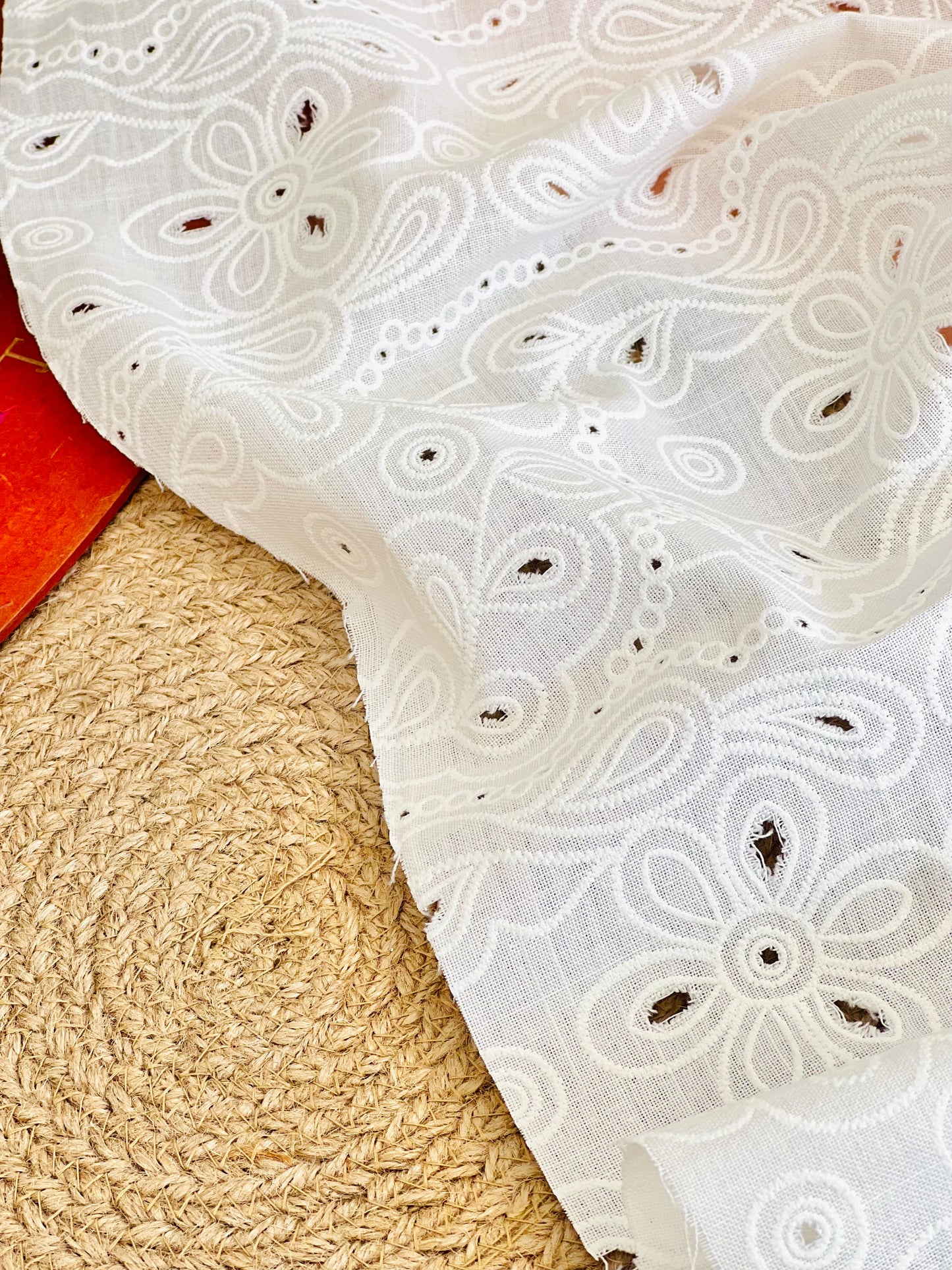 Holl Out Printed Linen 11