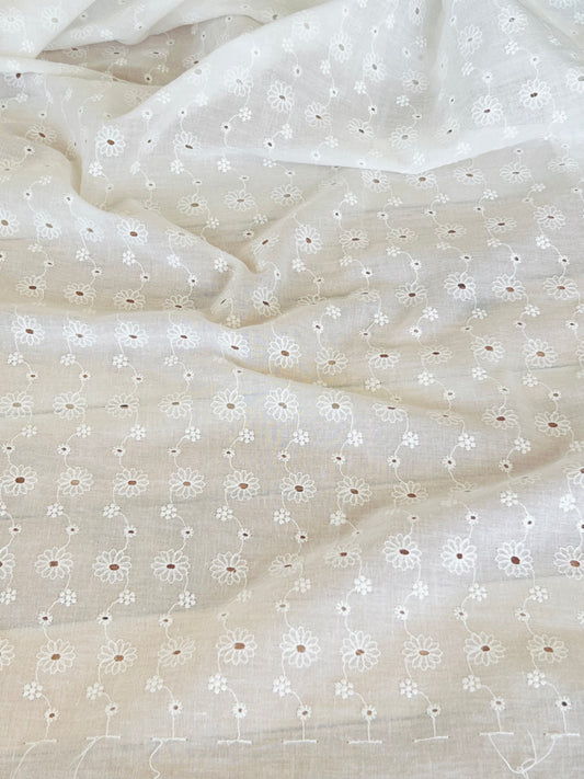 Embroidered Cotton White 09