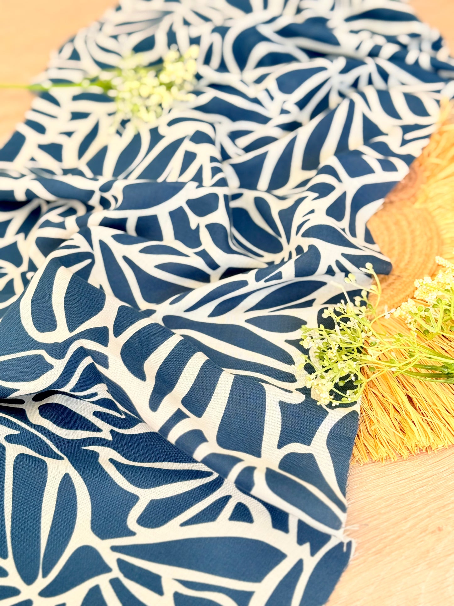 Printed Linen Nature Trace