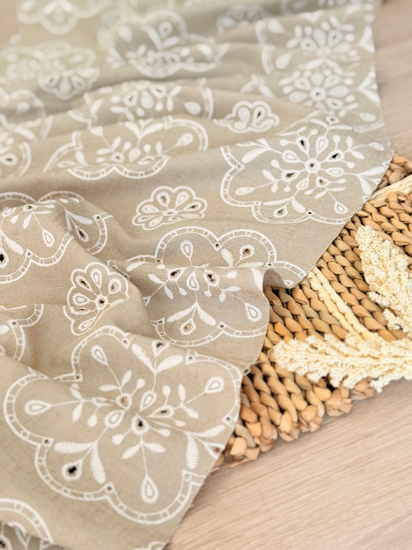 Holl Out Printed Linen 18