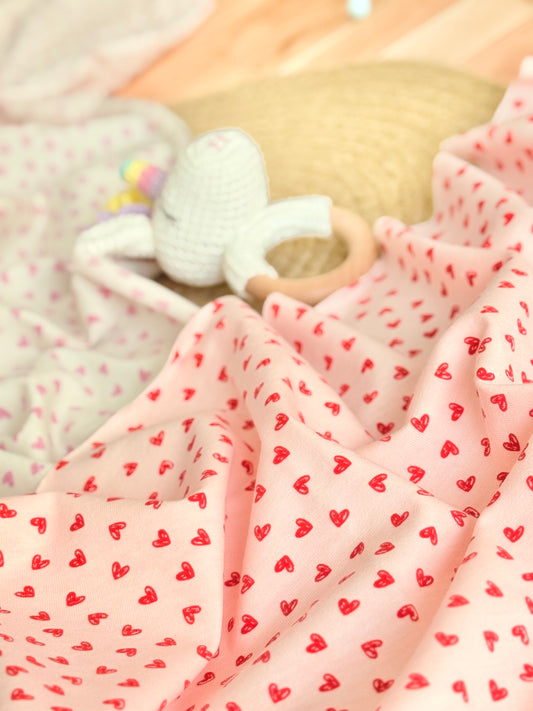 Interlock Hearty Dots