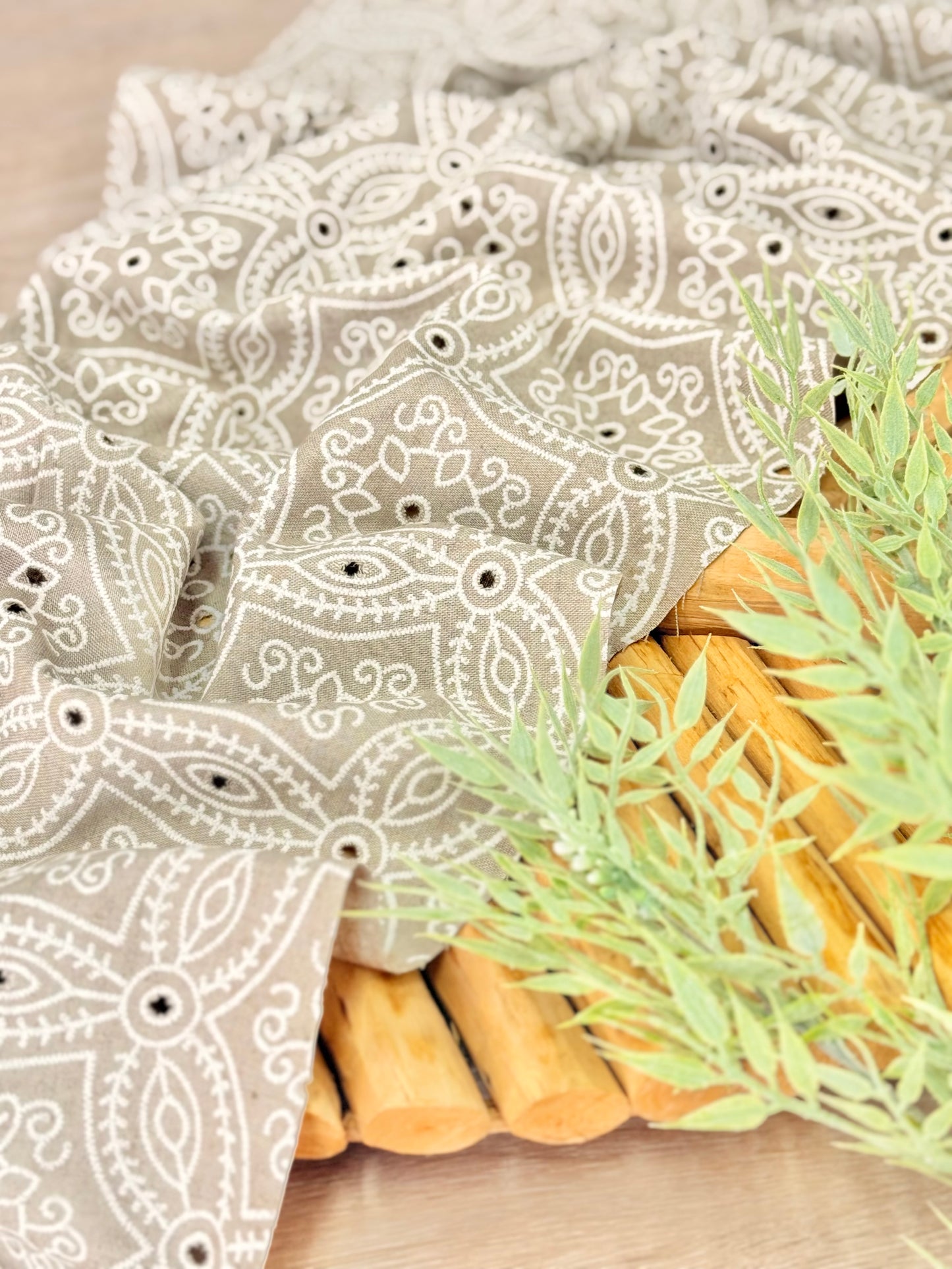 Holl Out Printed Linen 15