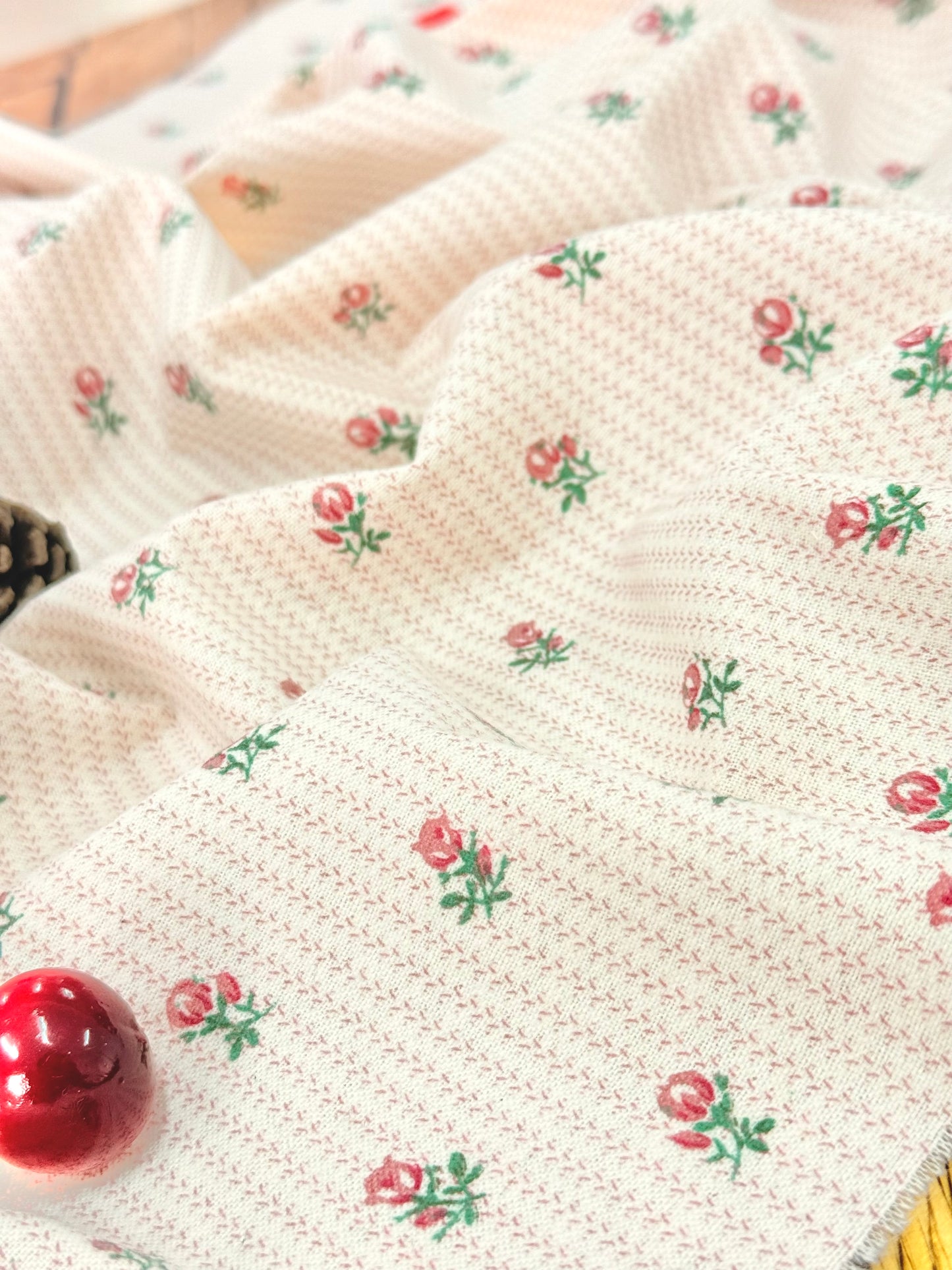 Franela Rosebud Charm