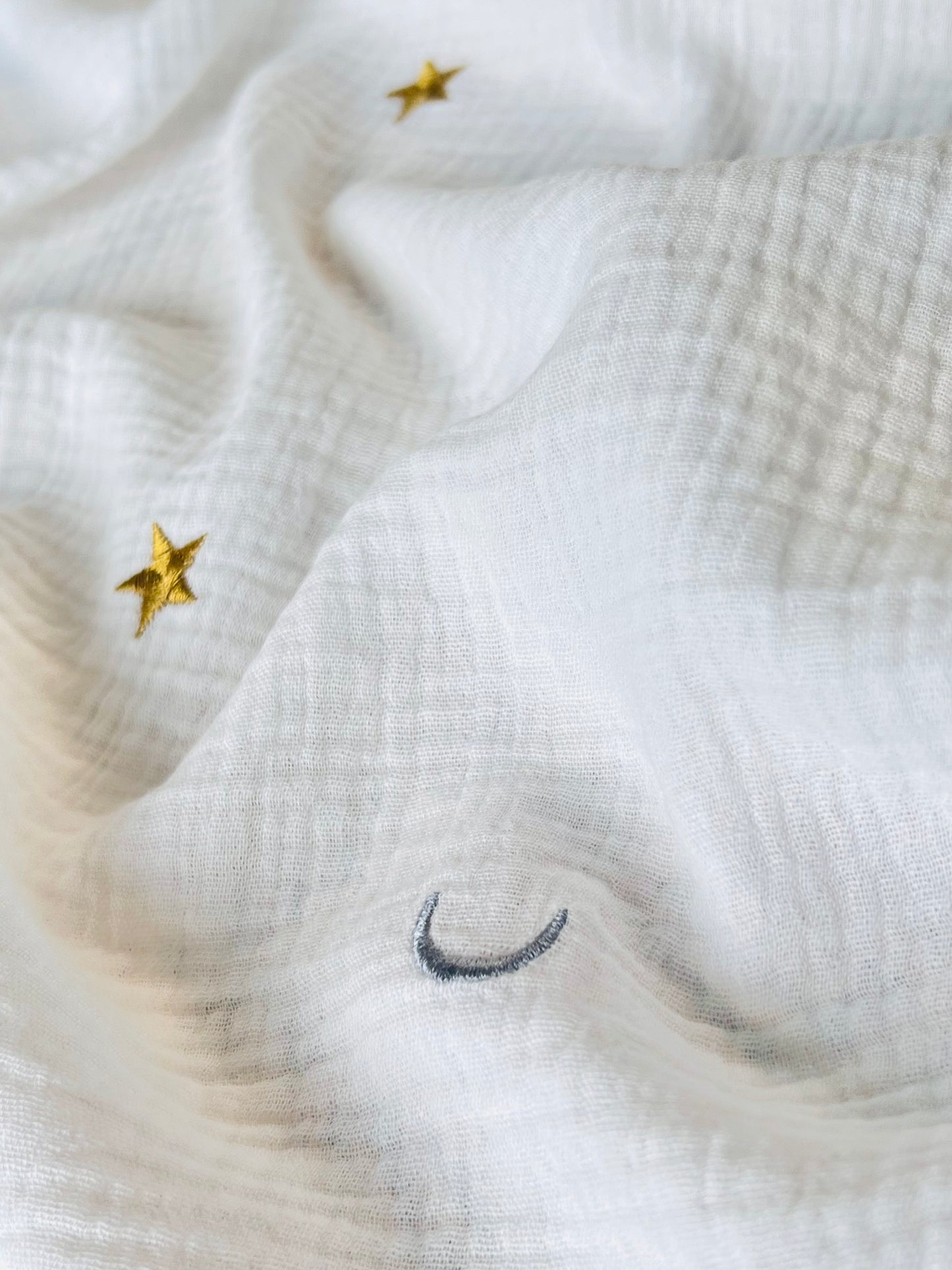 Muselina Bordada Moon