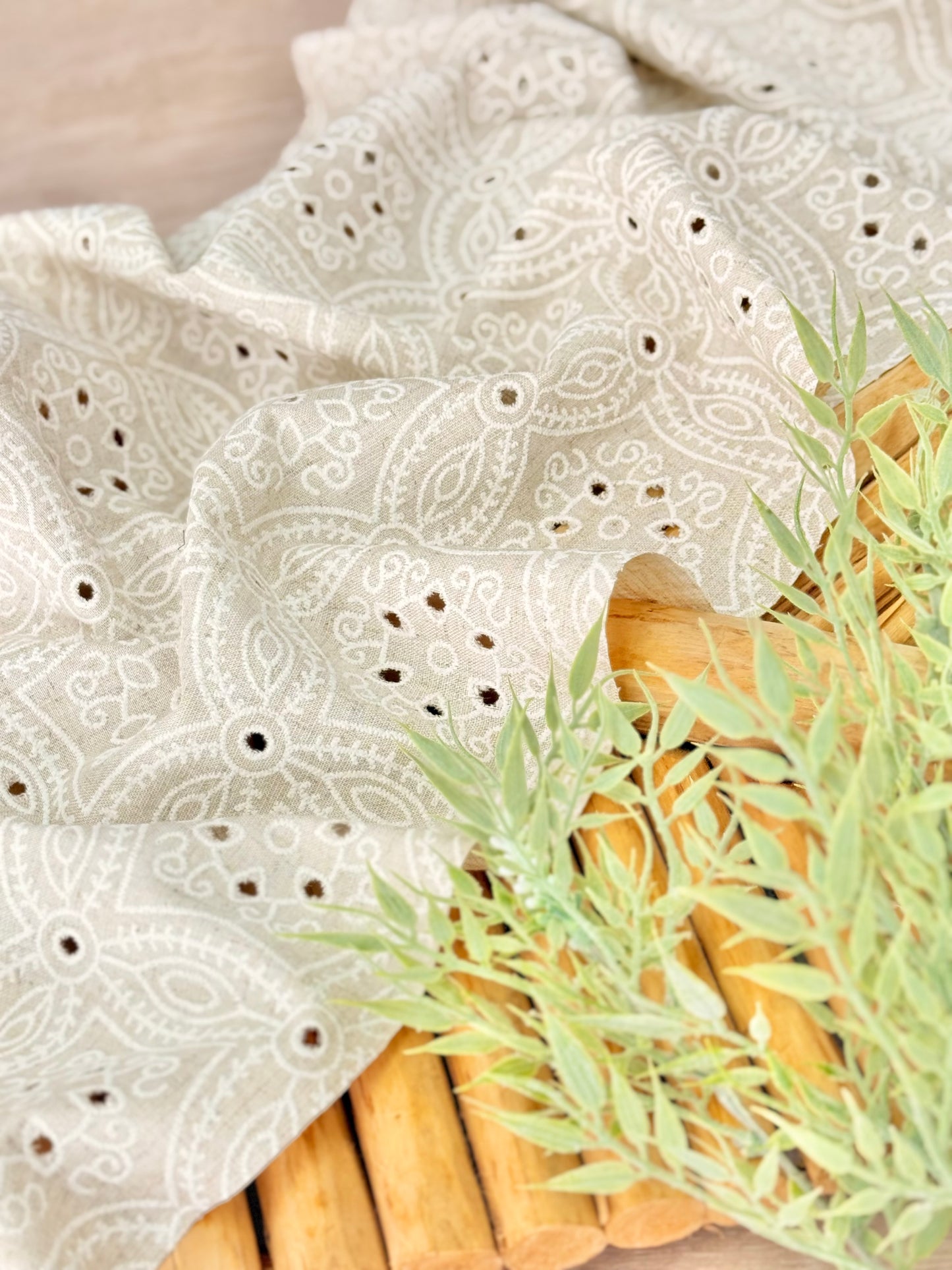 Holl Out Printed Linen 15