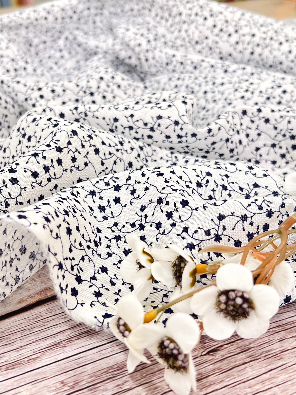 Printed Linen Navy Flower