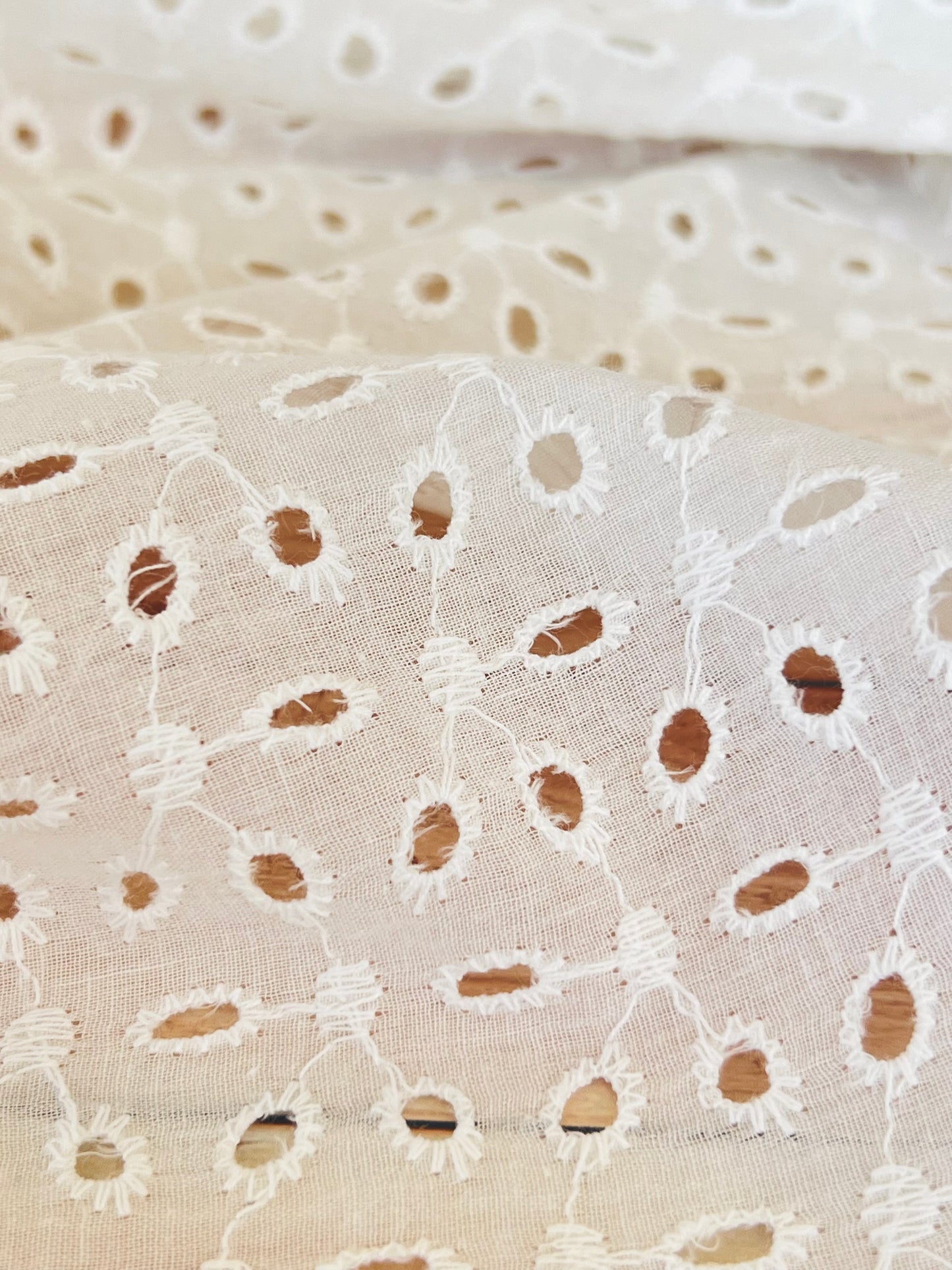 Embroidered Cotton White 05