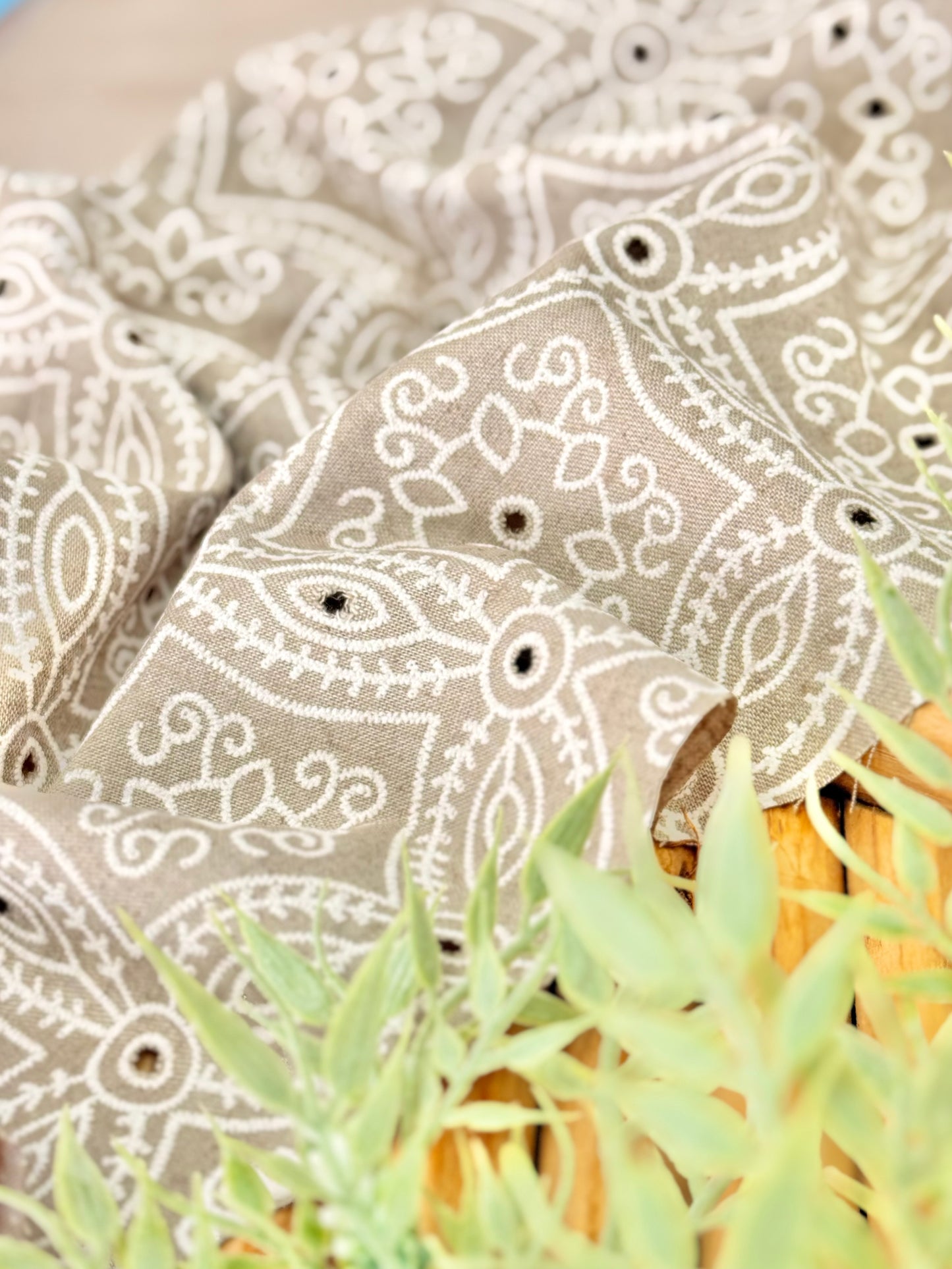 Holl Out Printed Linen 15