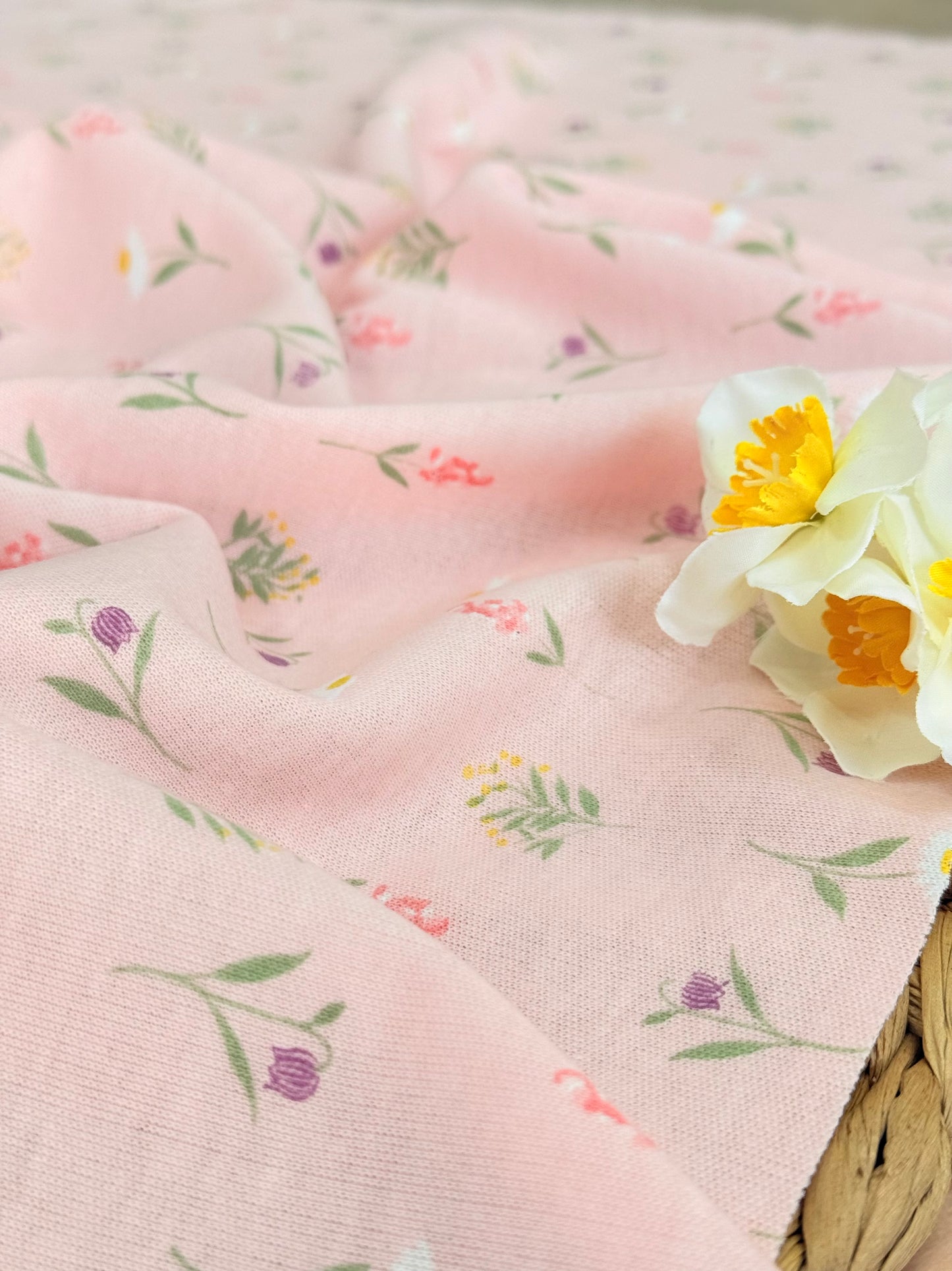 Interlock Petite Blossom