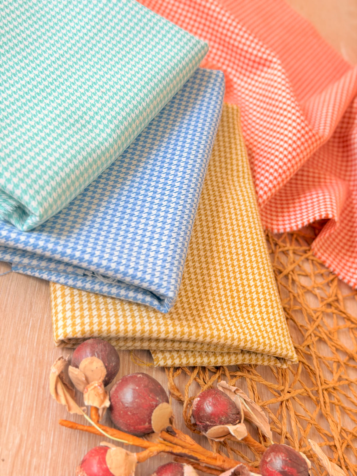Lana Colorful Houndstooth