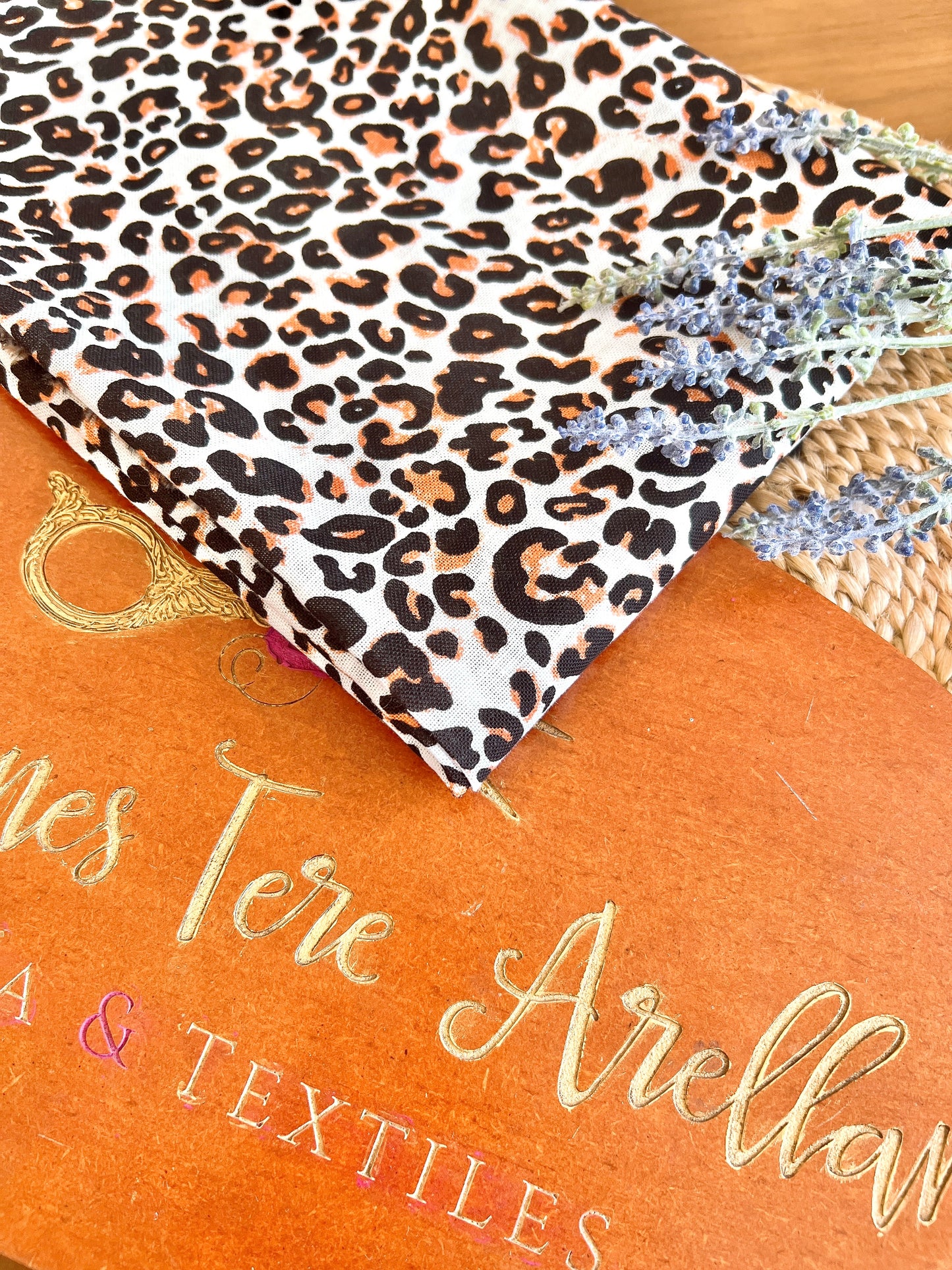 Printed Linen Orange Panther