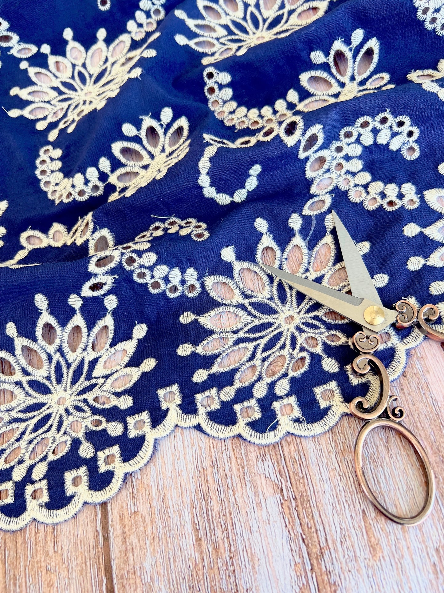Embroidered Cotton Spring/S08