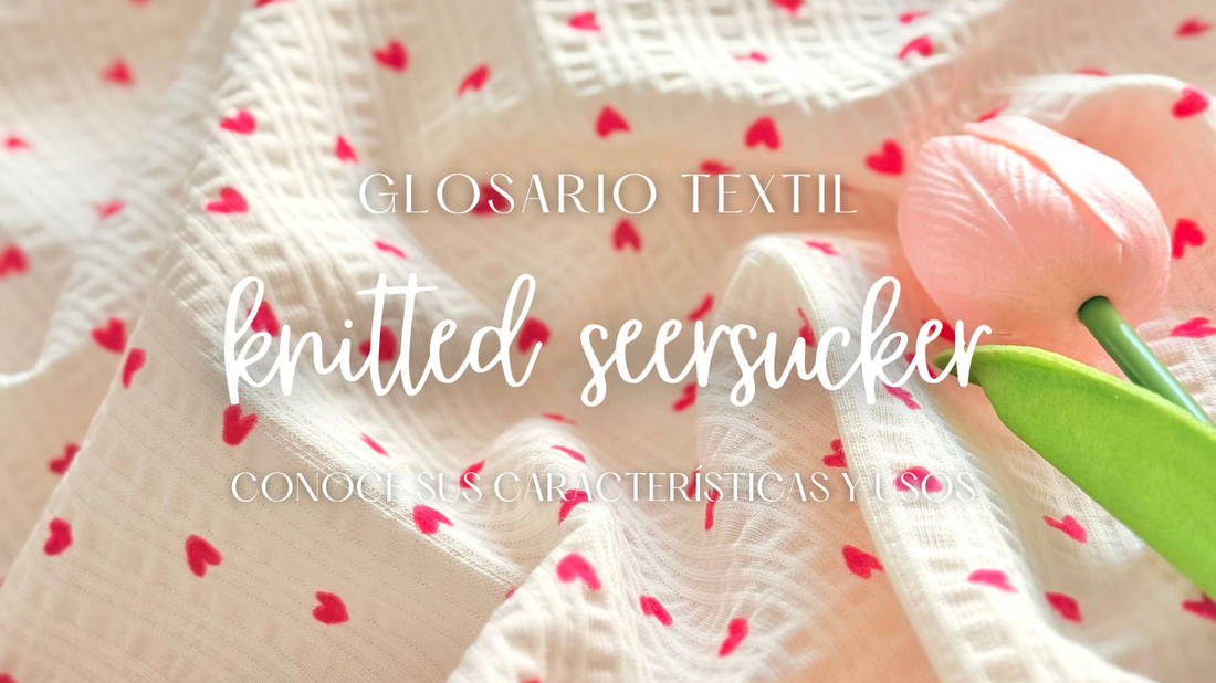 Tela Knitted Seersucker de algodón con textura corrugada y elasticidad, ideal para prendas cómodas y modernas.