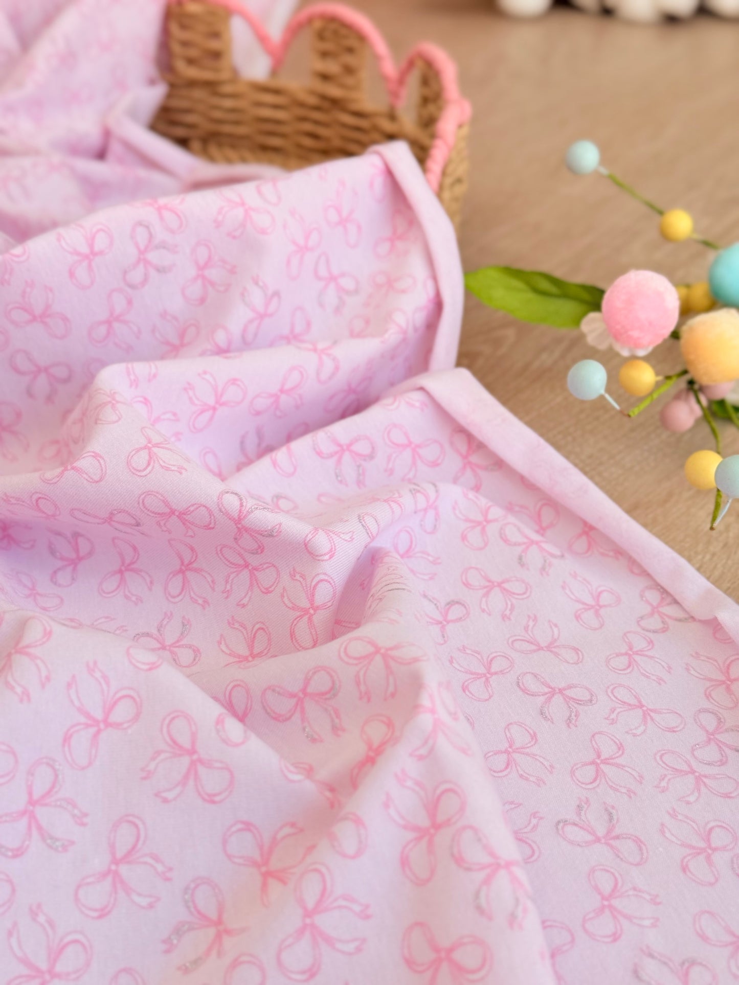 Interlock Shiny Pink Bows