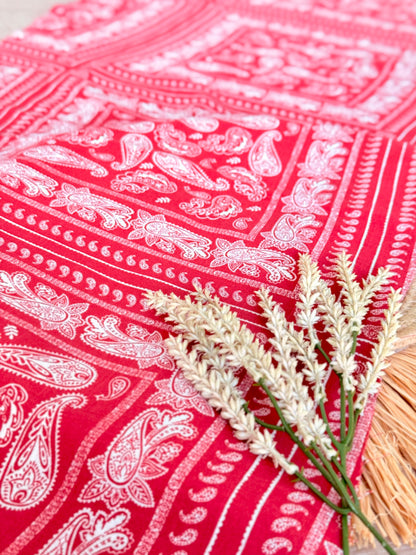 Printed Linen Heritage Paisley