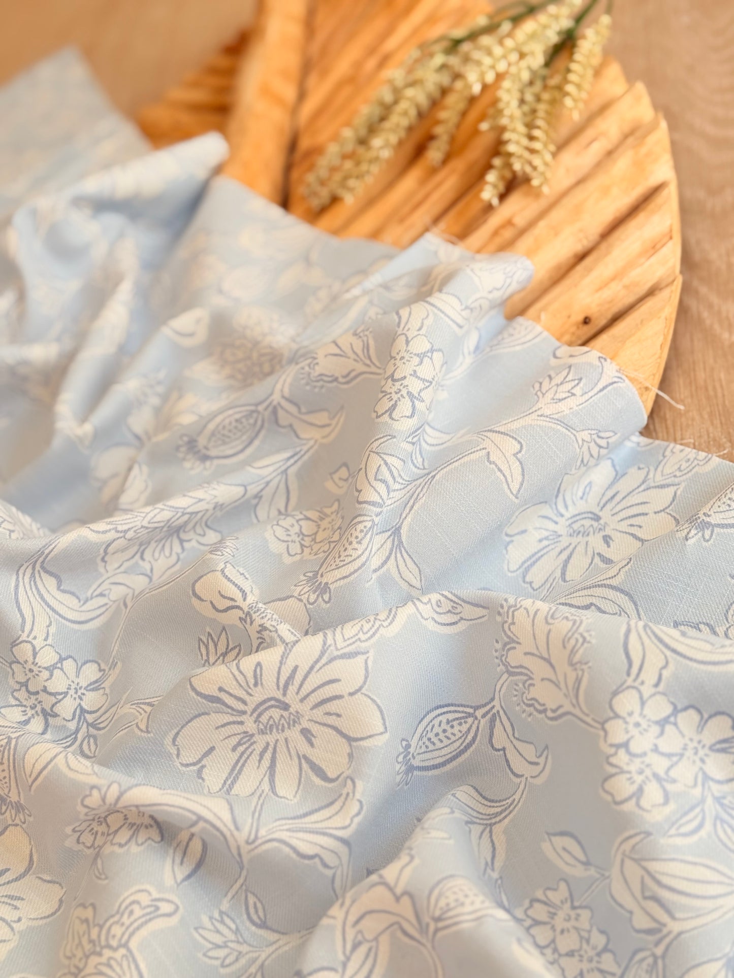 Printed Linen Slub Porcelain Garden