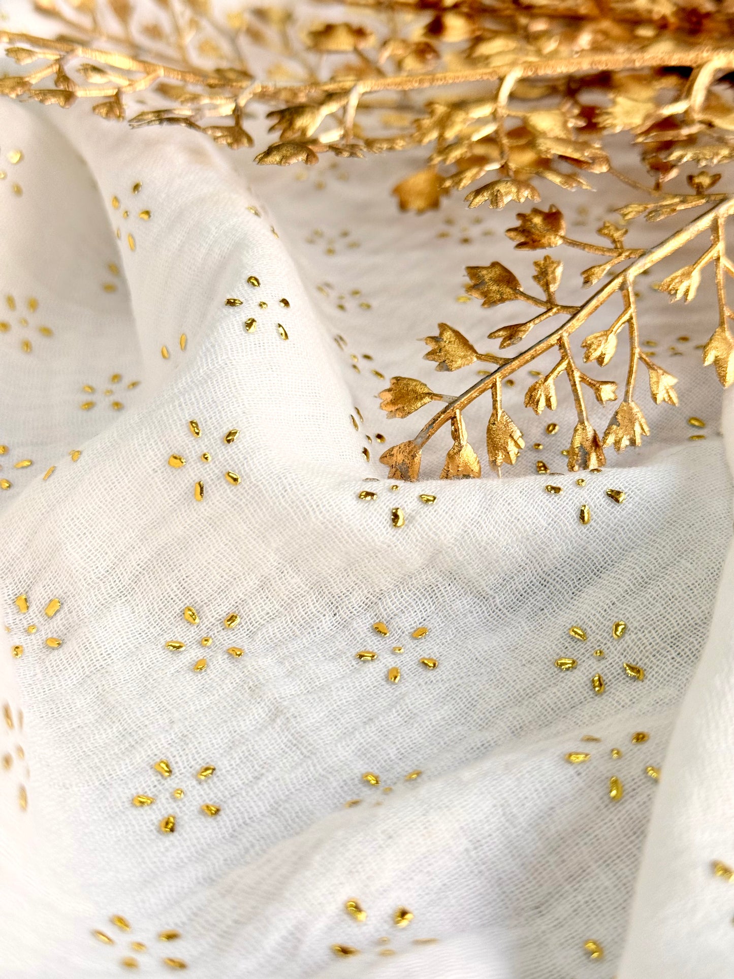 Muselina Foil Golden Petals