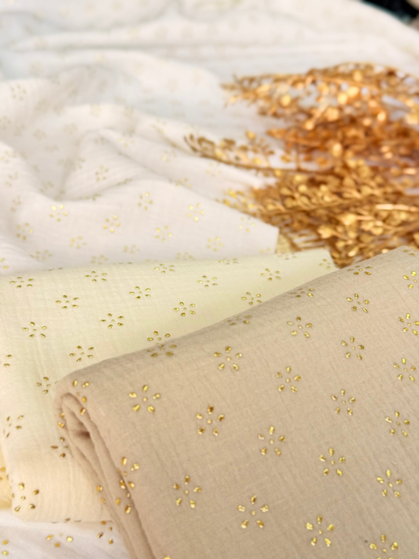 Muselina Foil Golden Petals