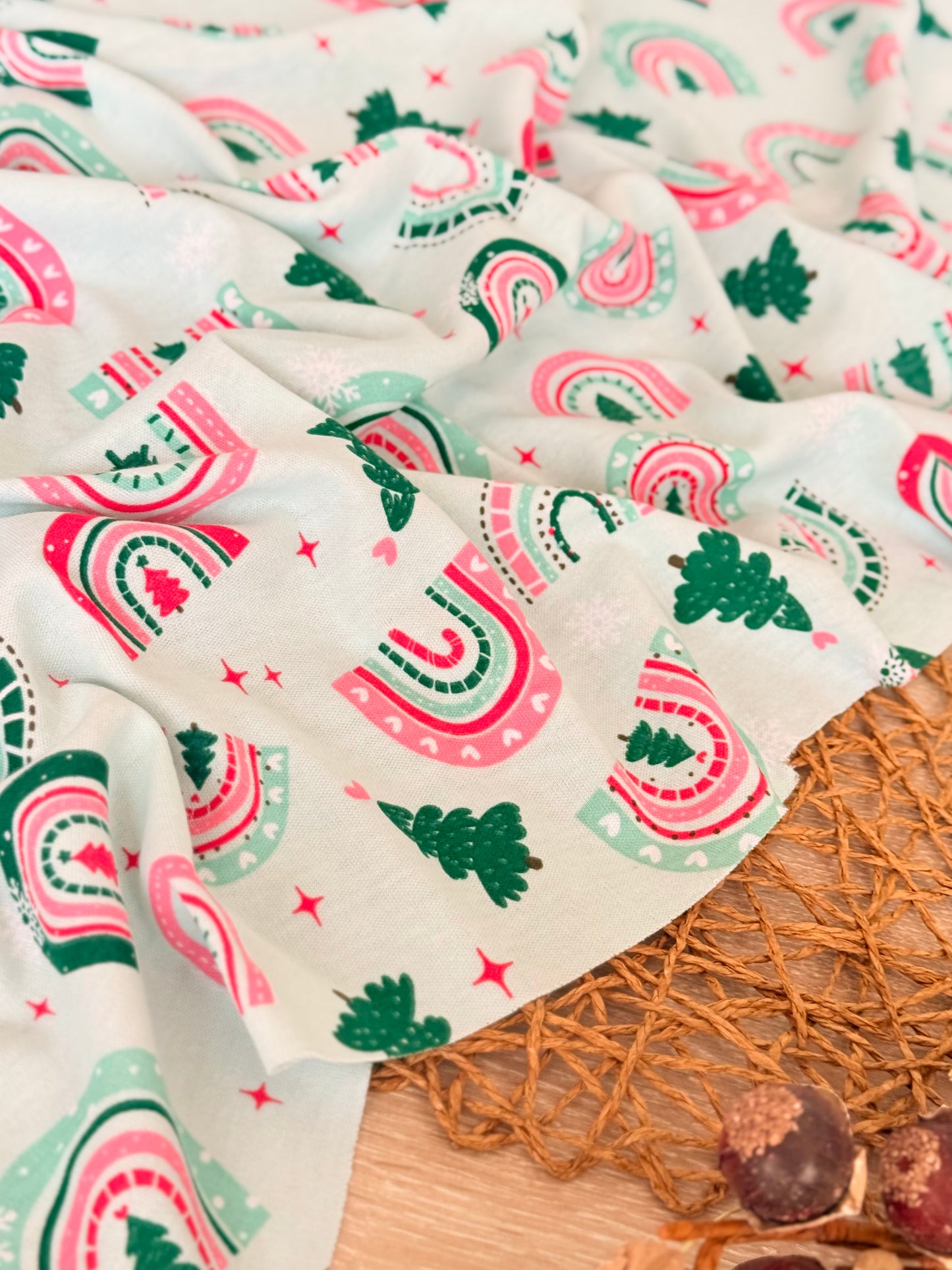 Interlock Christmas Rainbows