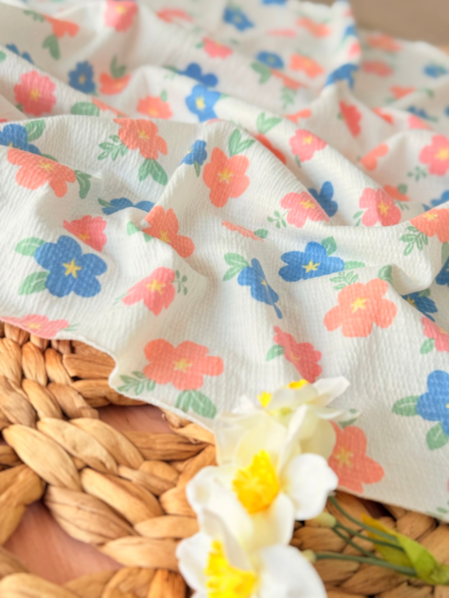 Knitted Seersucker Blooming Whispers