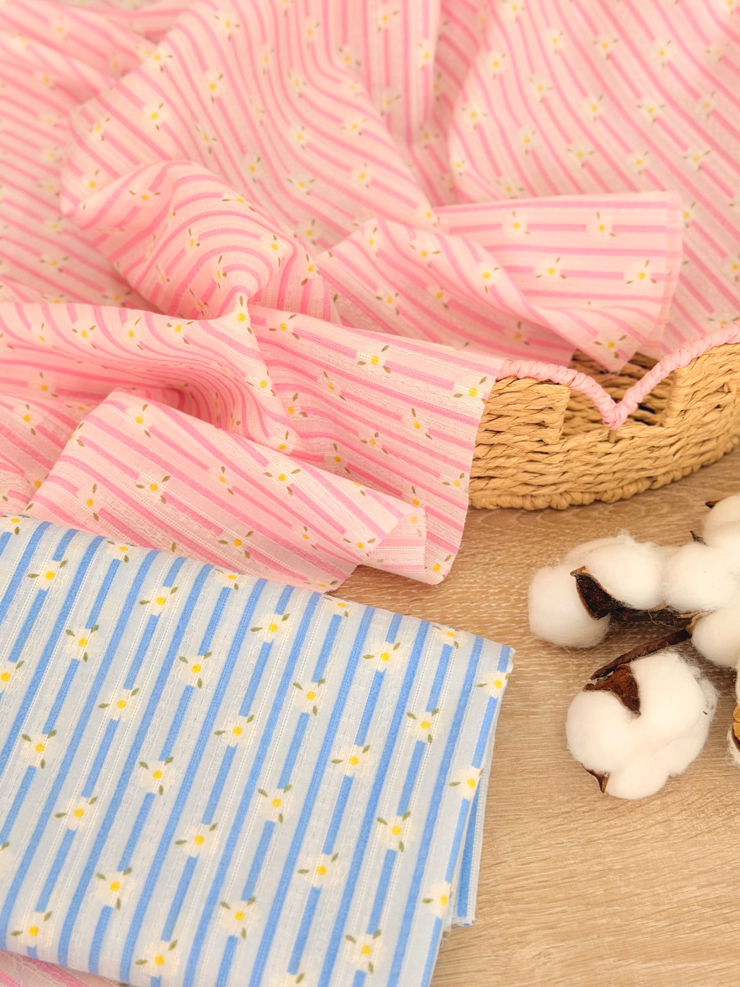 Embroidered Cotton Daisy Lane