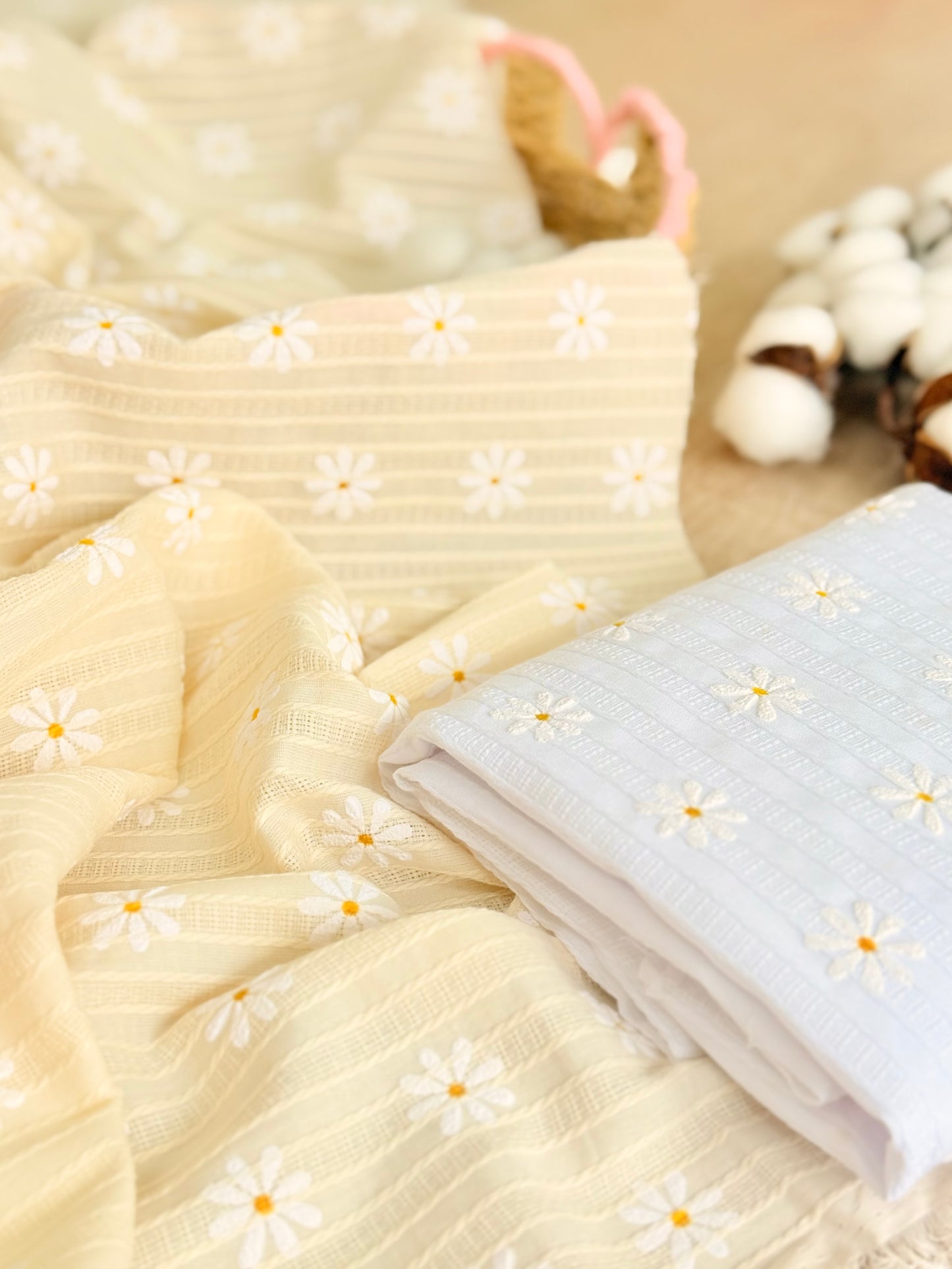 Embroidered Cotton Daisy Fields