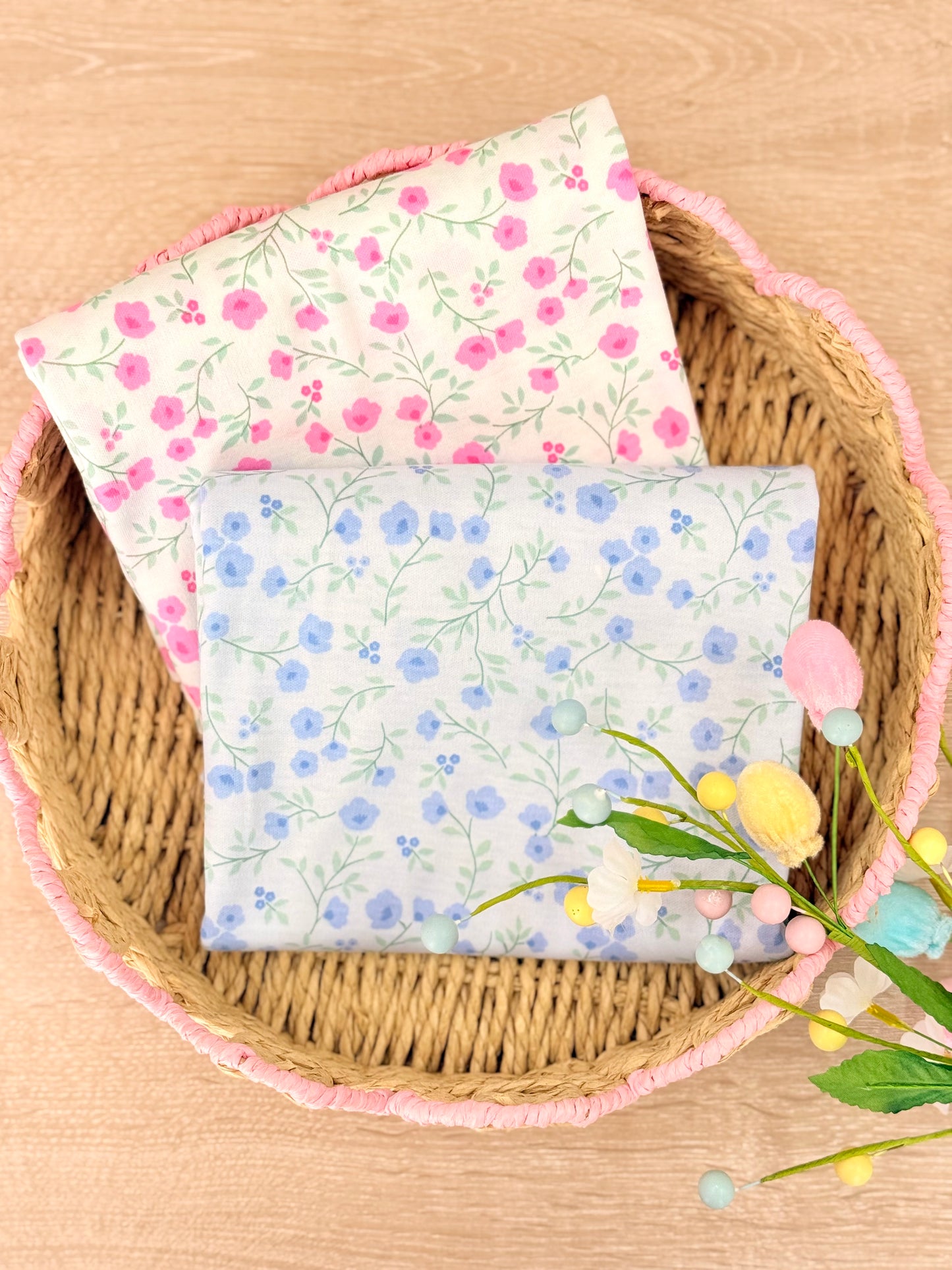 Interlock Dainty Garden