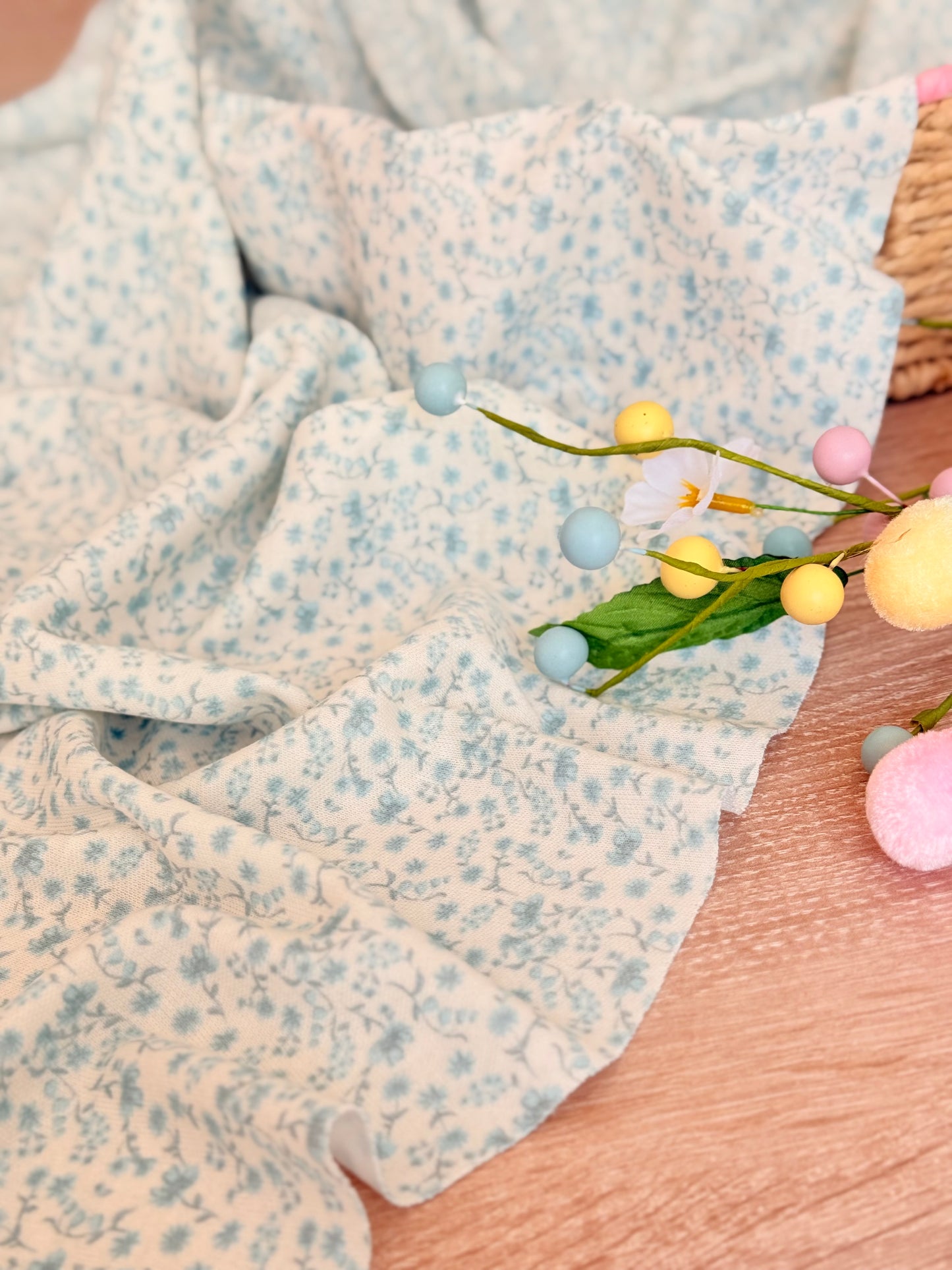 Interlock Blossom Dust