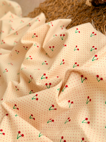 Franela Cherry Dots