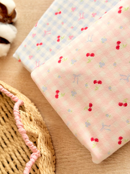 Interlock Cherry Picnic