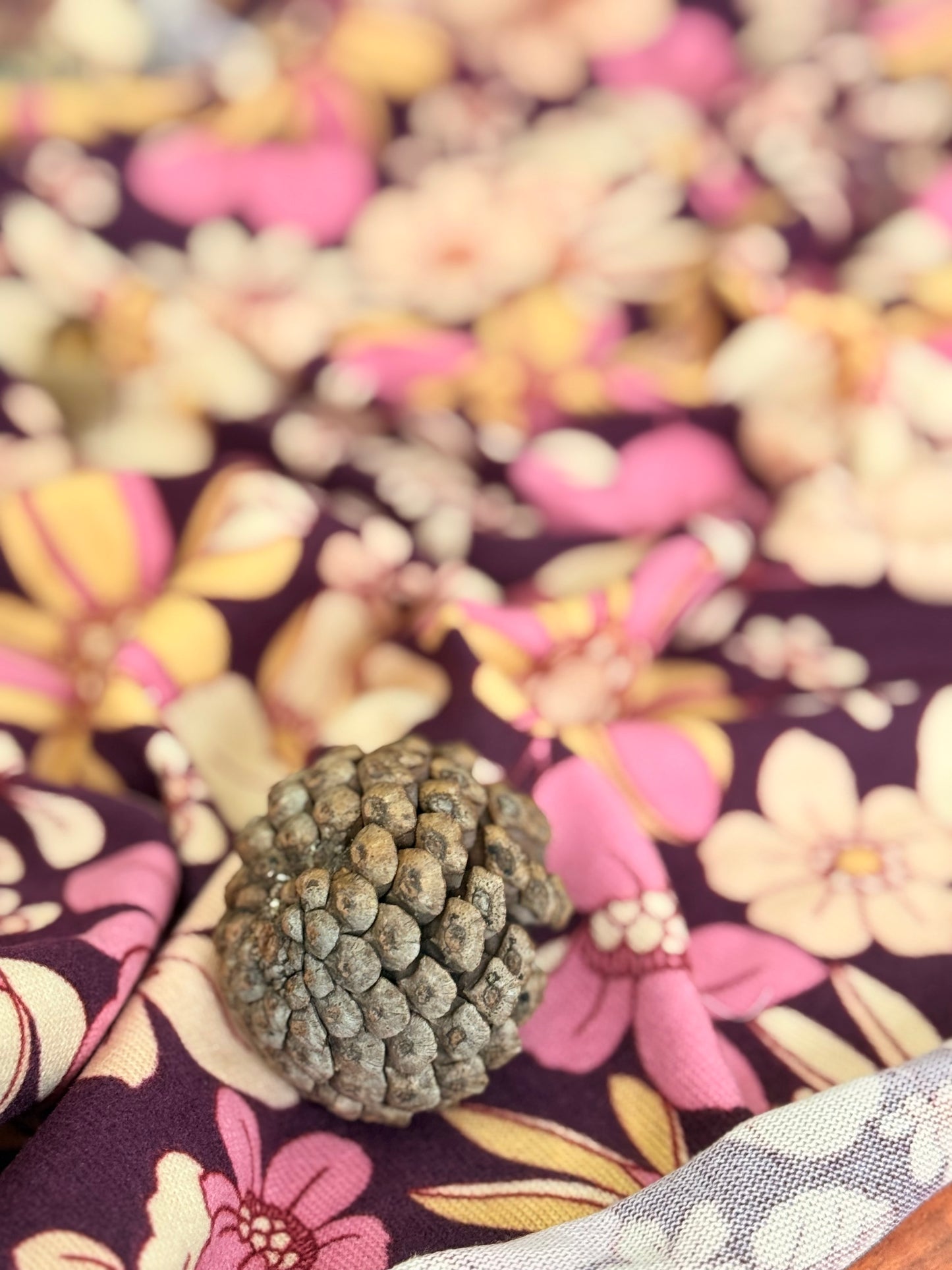 Hachi Sweater Vintage Garden