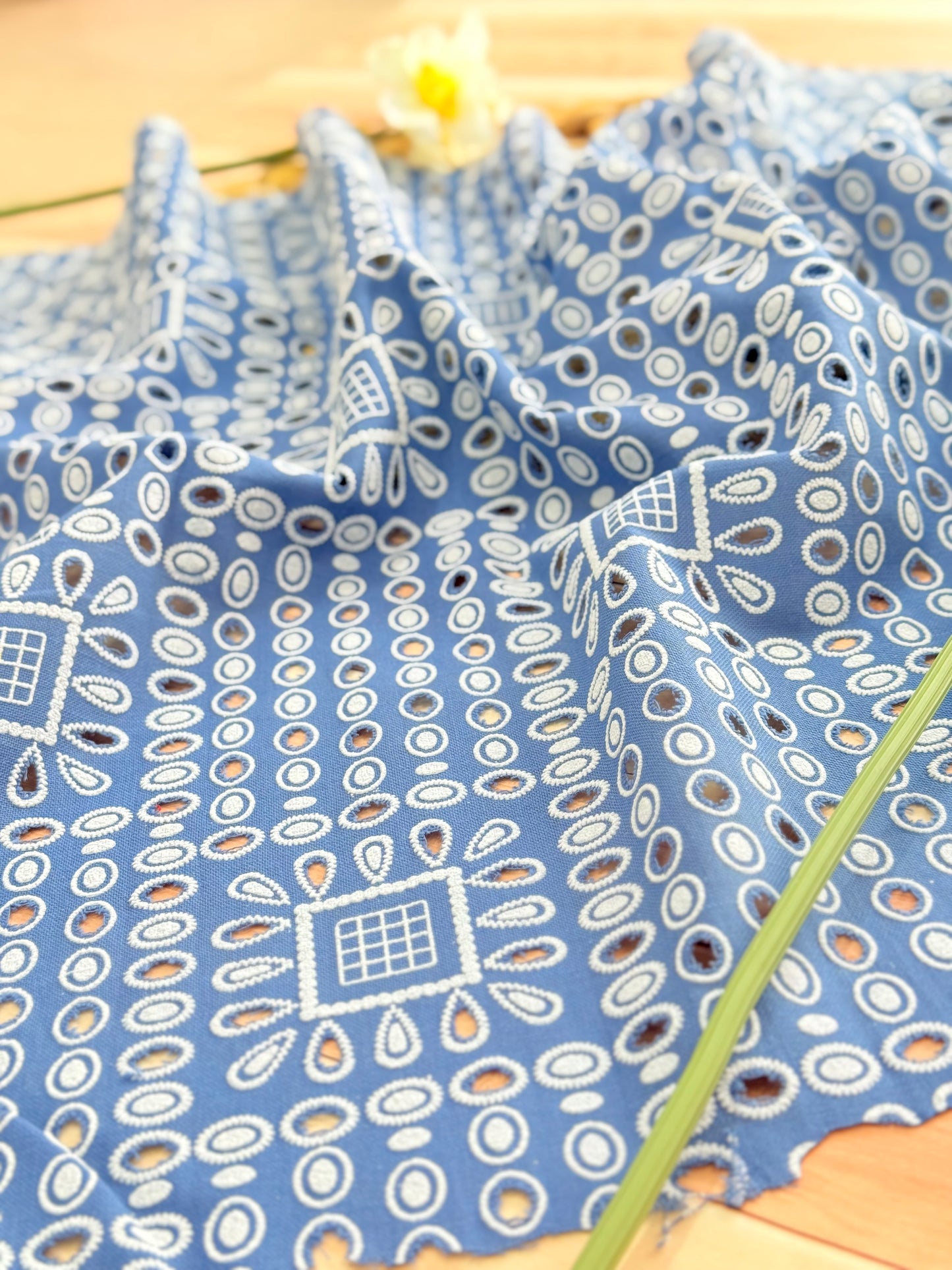 Holl Out Printed Linen 20