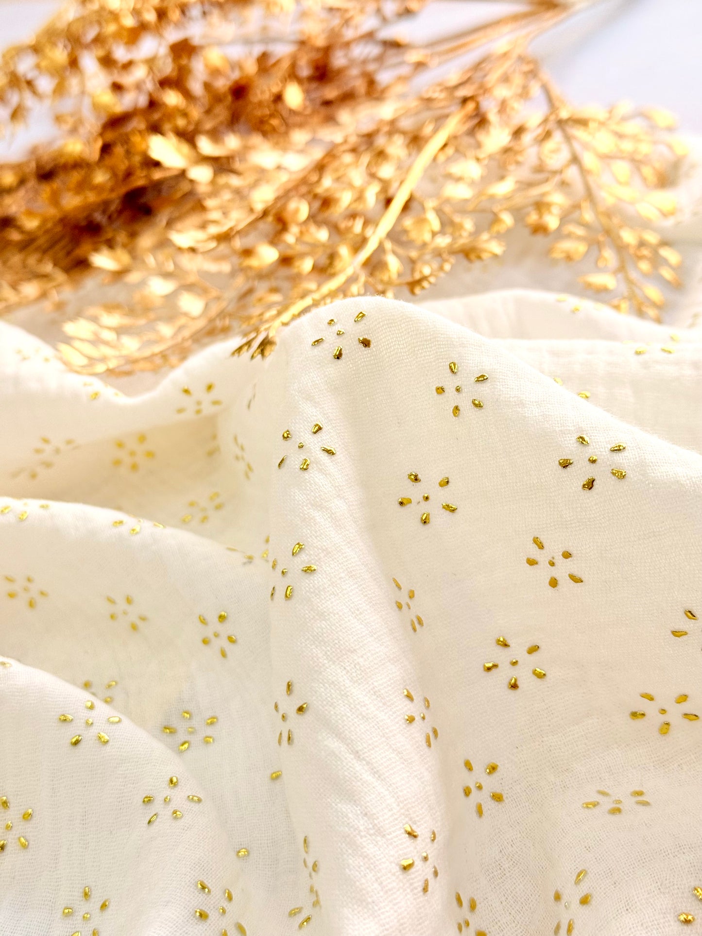 Muselina Foil Golden Petals