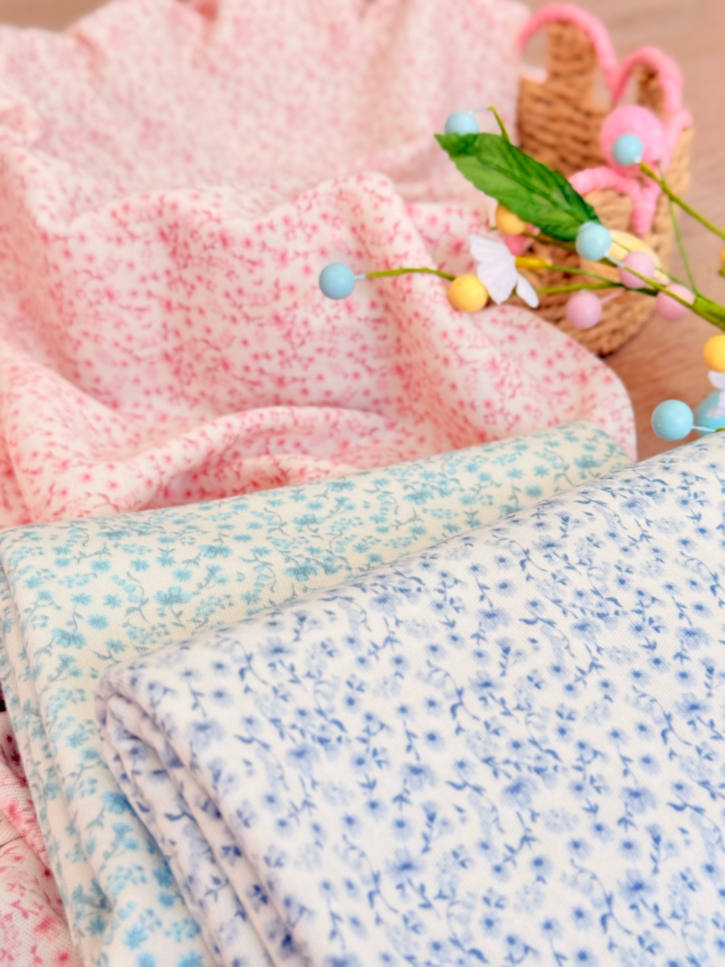 Interlock Blossom Dust