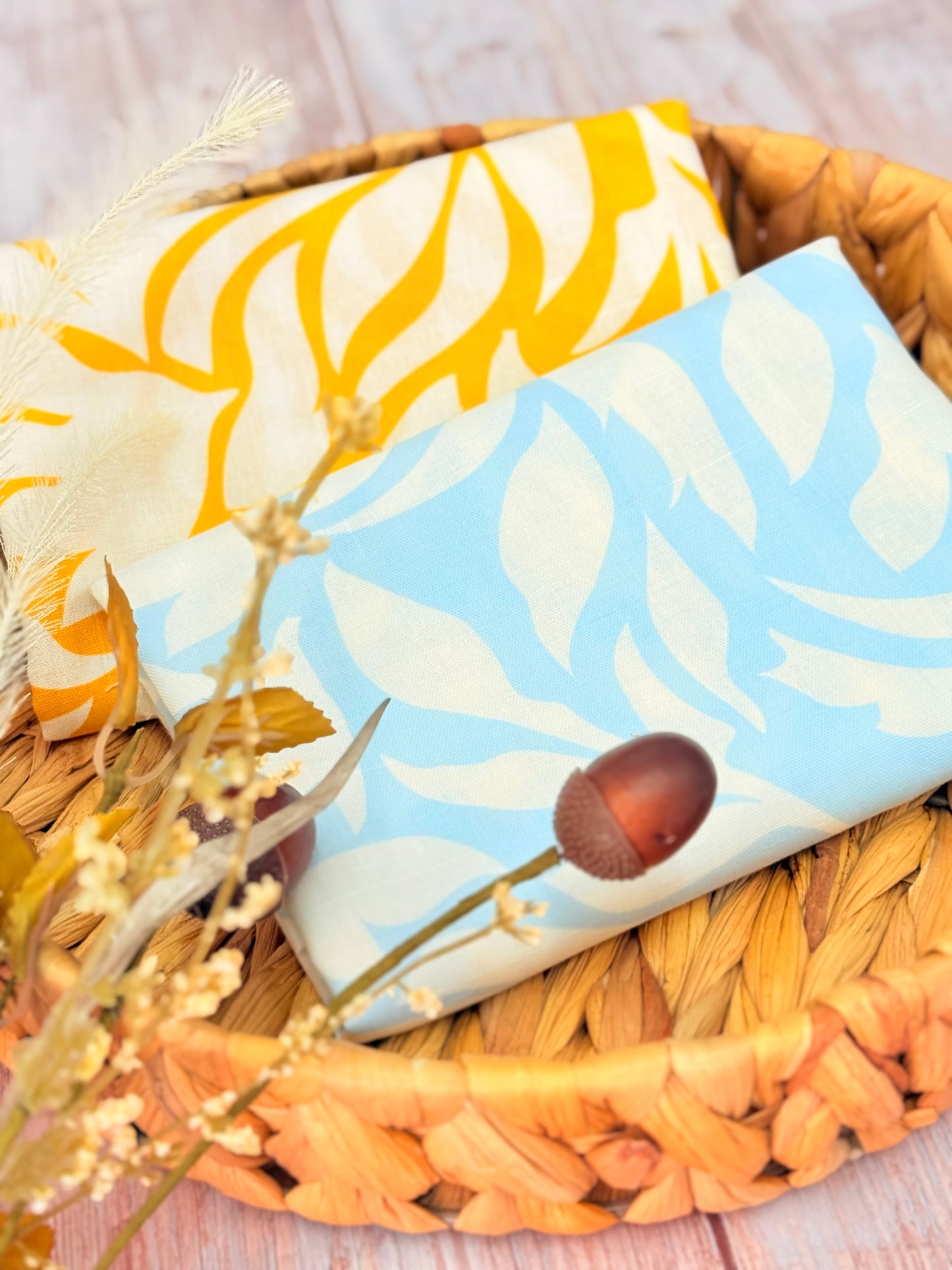Printed Linen Golden Breeze