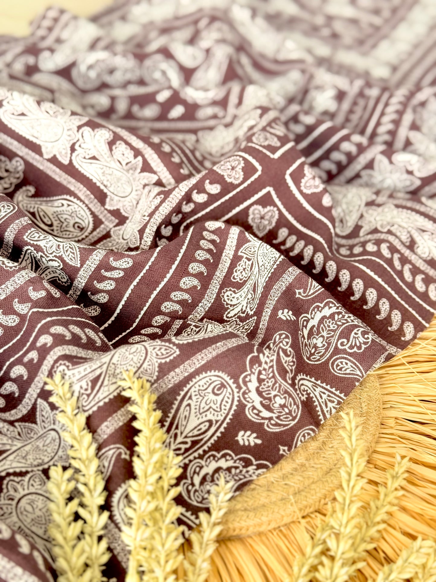 Printed Linen Heritage Paisley