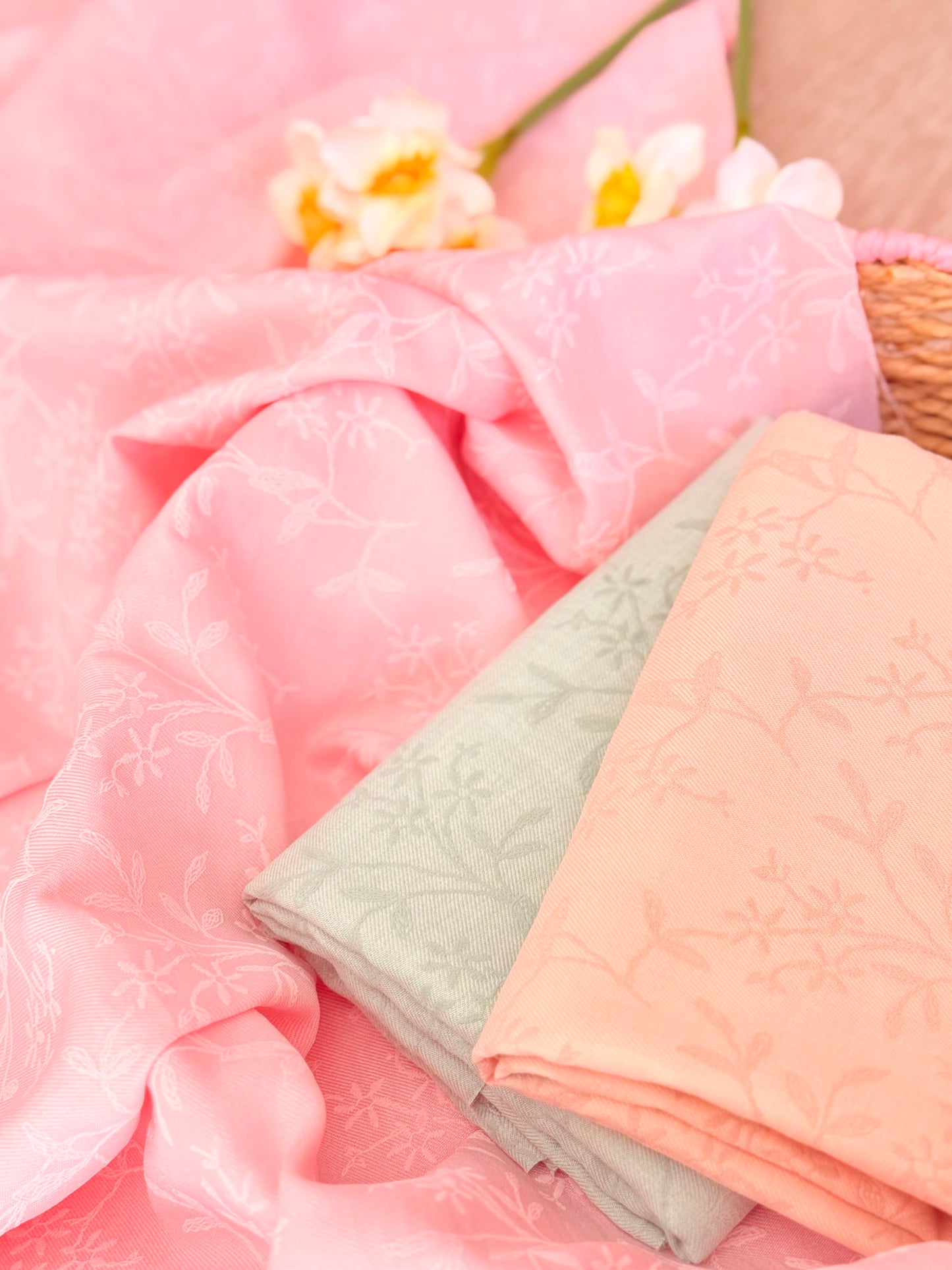 Twill Puff Stretch Blush Garden