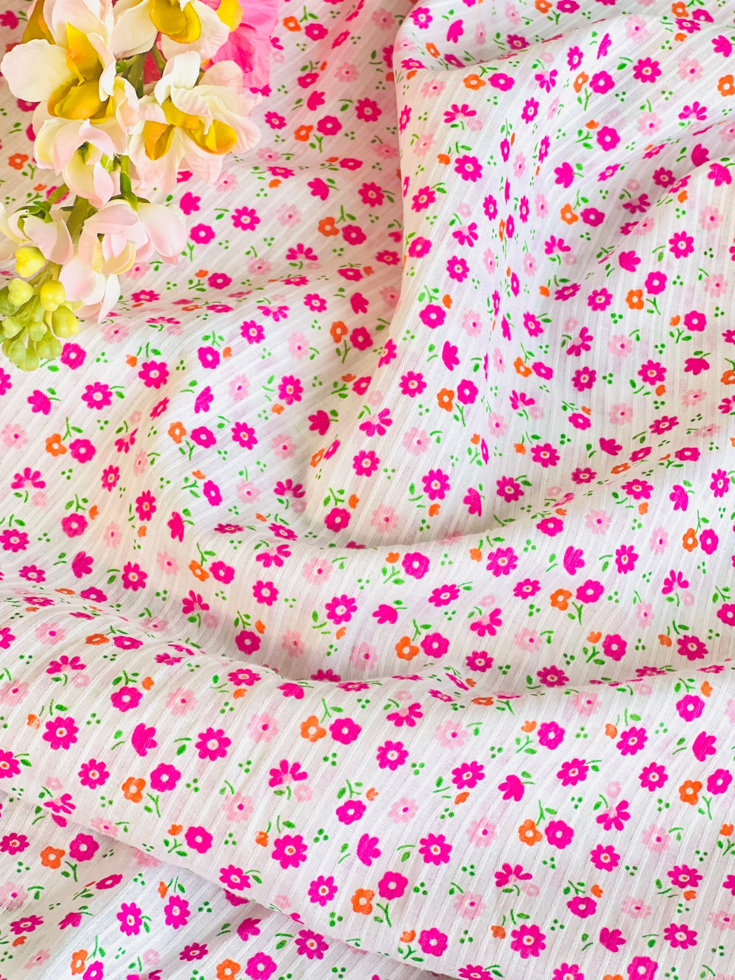 Printed Cotton Spring Daisies