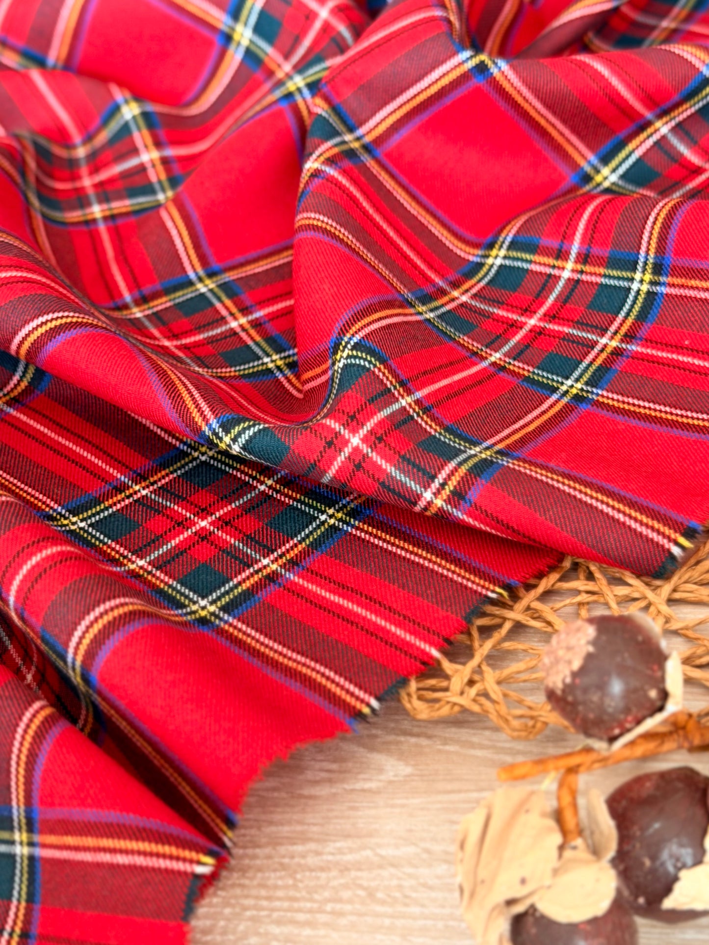 Lana Highland Red