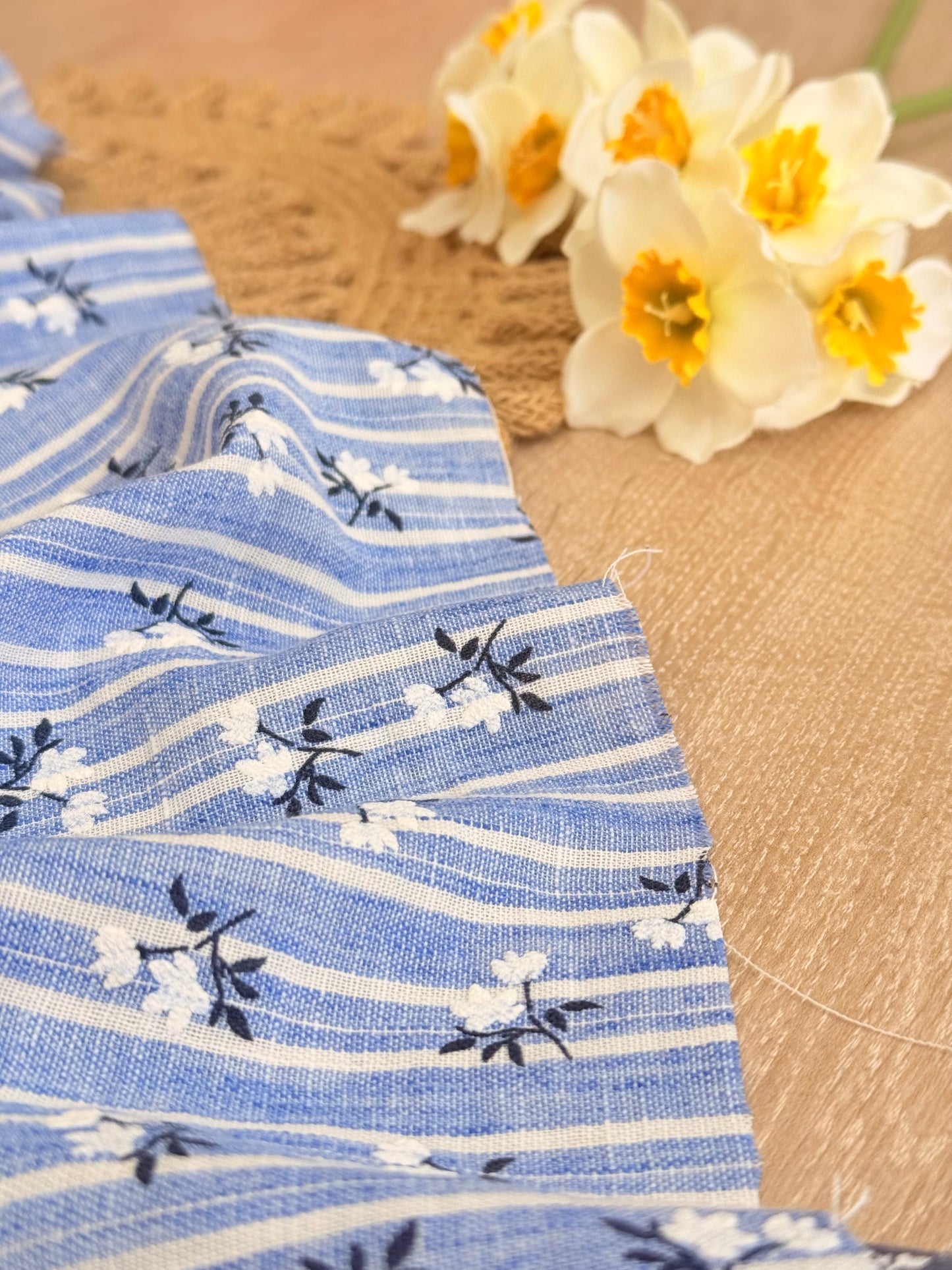 Printed Linen Skyline Bloom