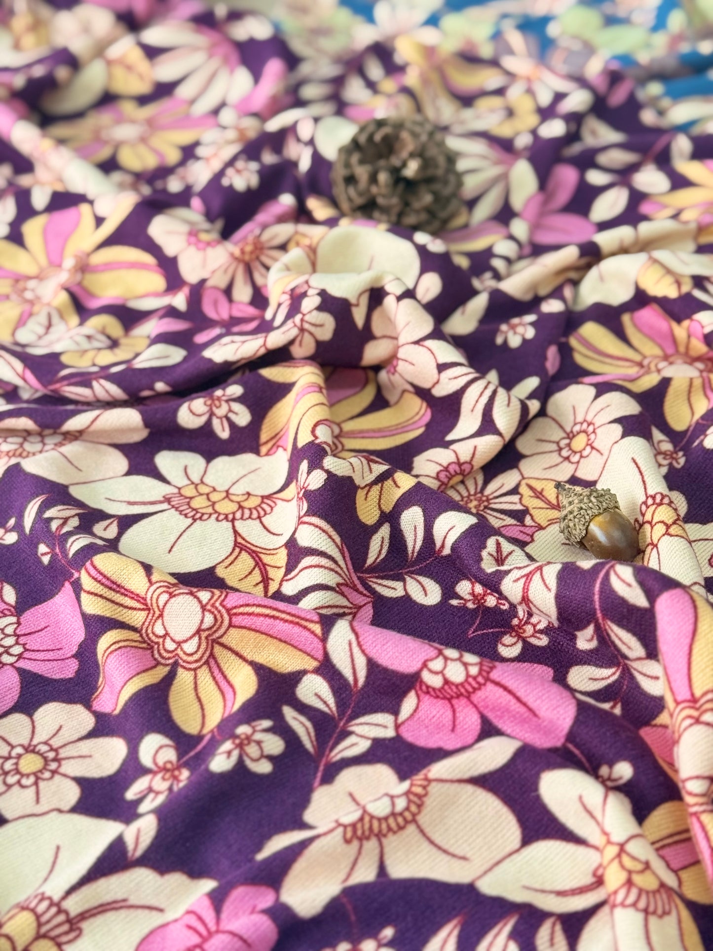 Hachi Sweater Vintage Garden