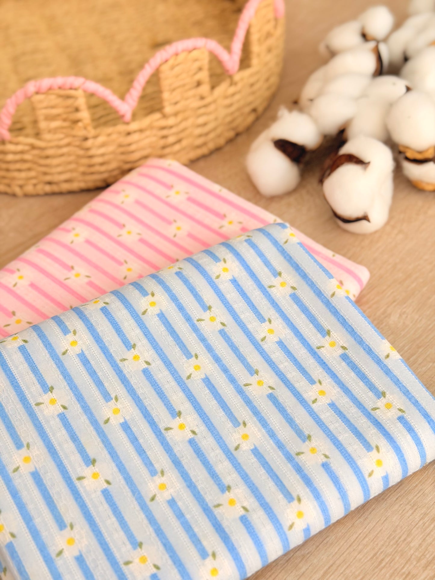 Embroidered Cotton Daisy Lane