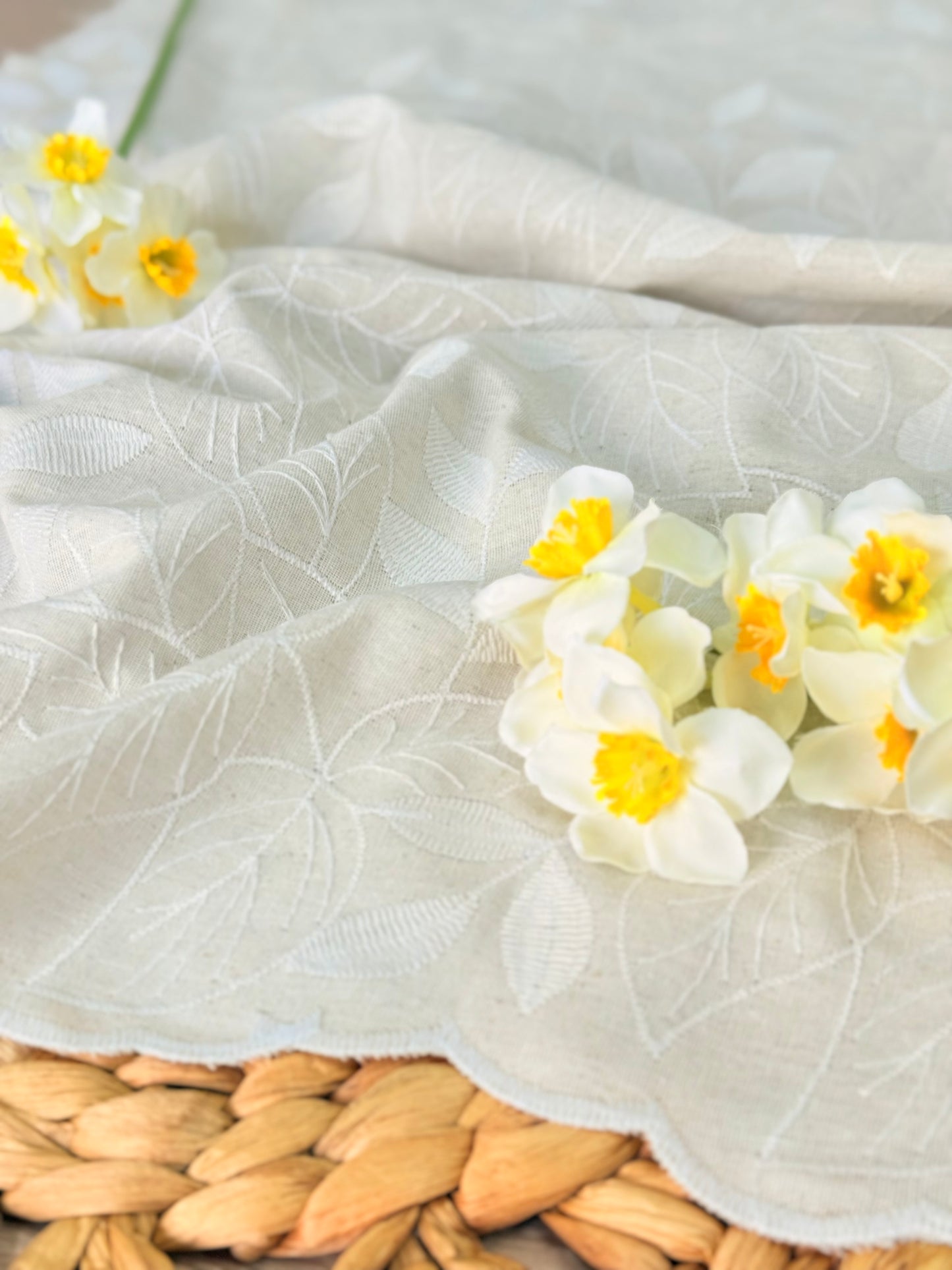 Embroidered Linen Pure Botanica