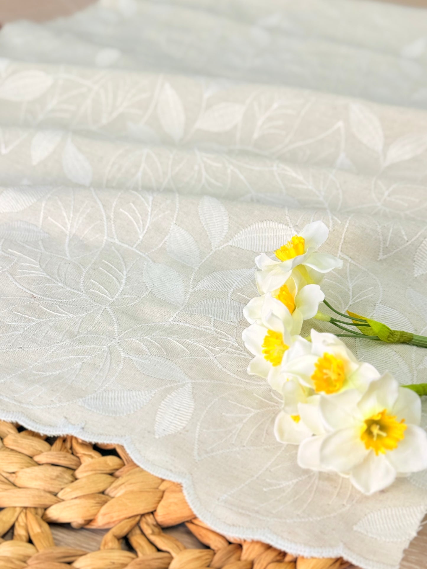 Embroidered Linen Pure Botanica