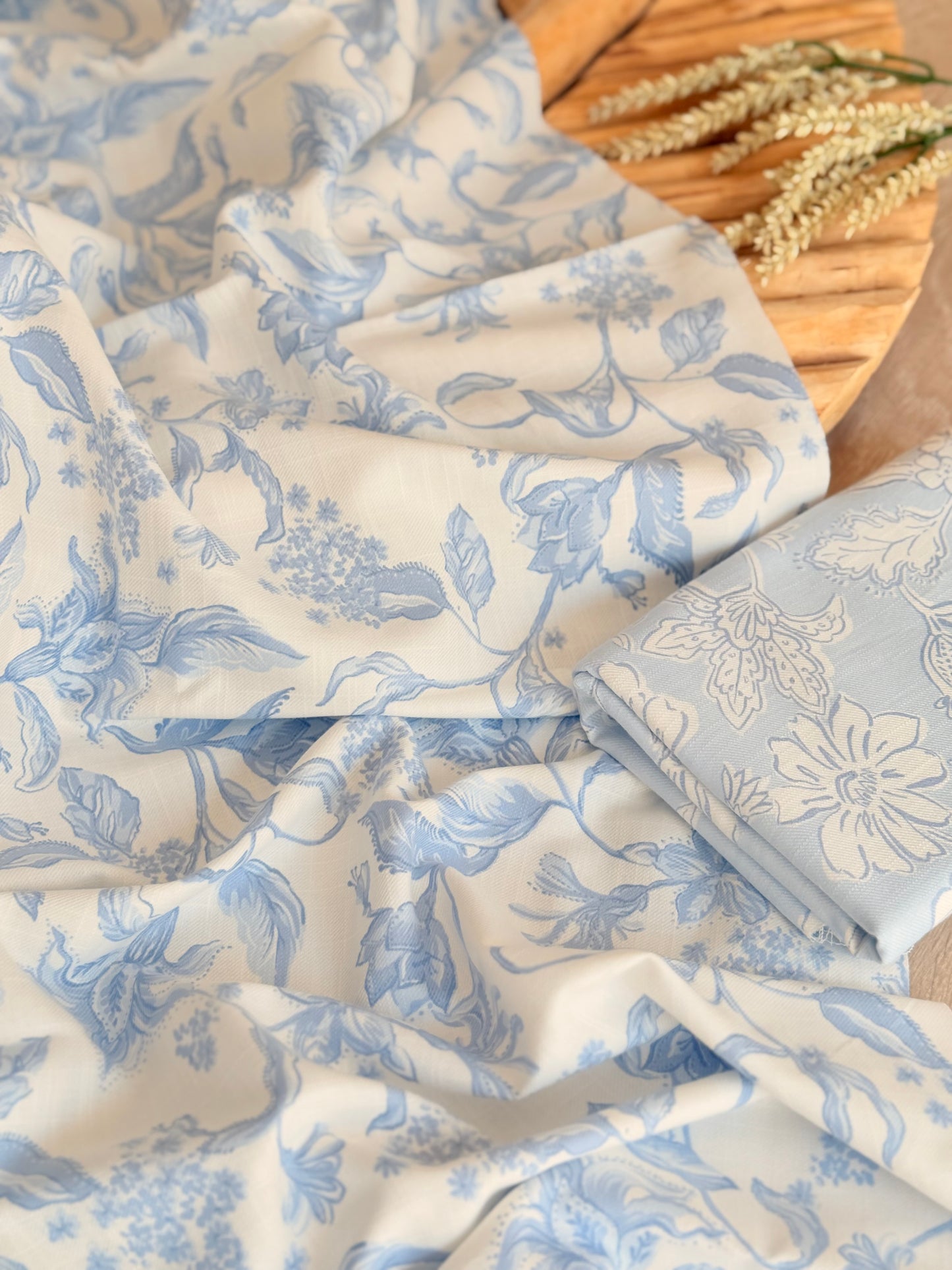 Printed Linen Slub Porcelain Garden