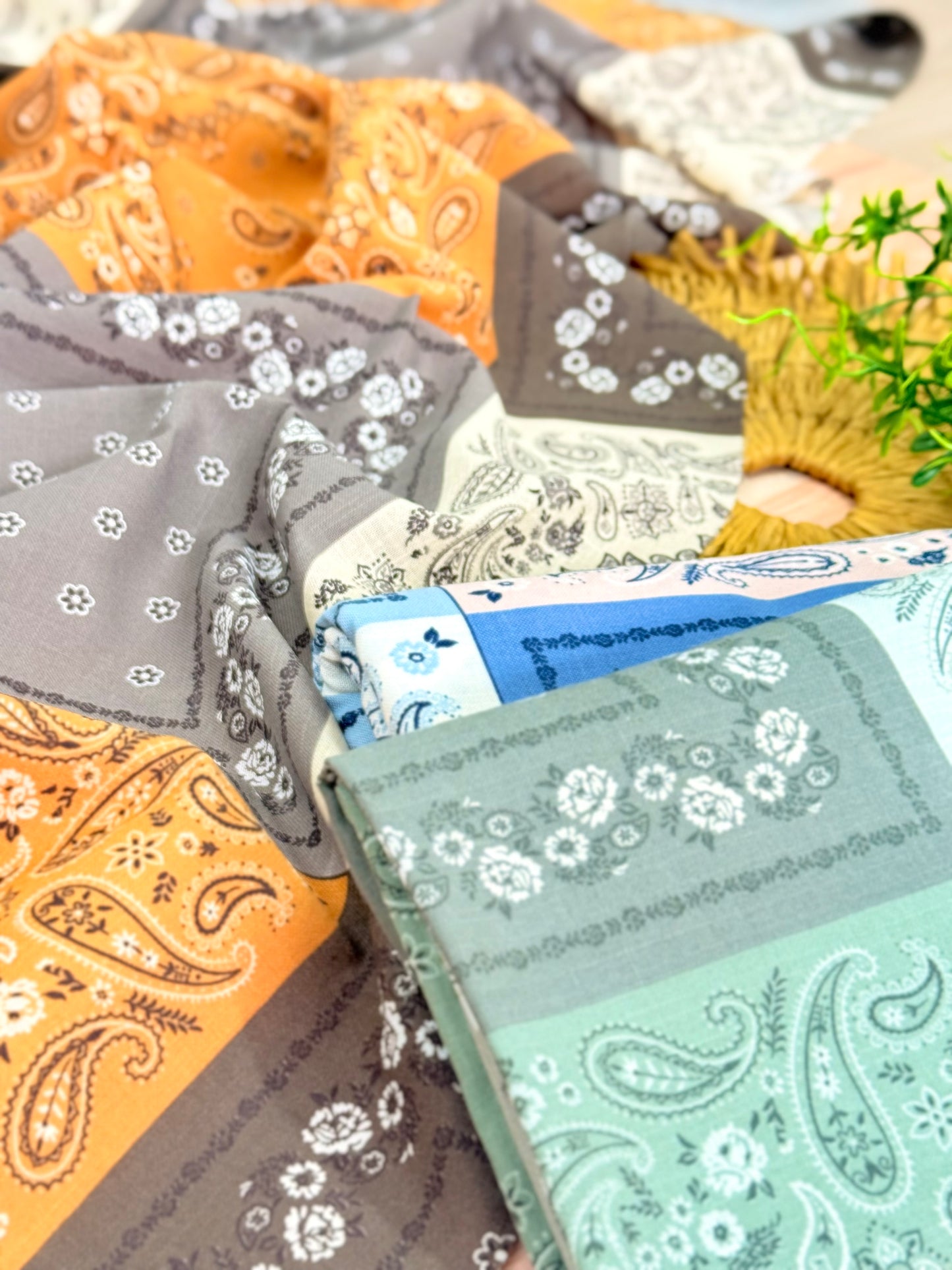 Printed Linen Bandana Bloom