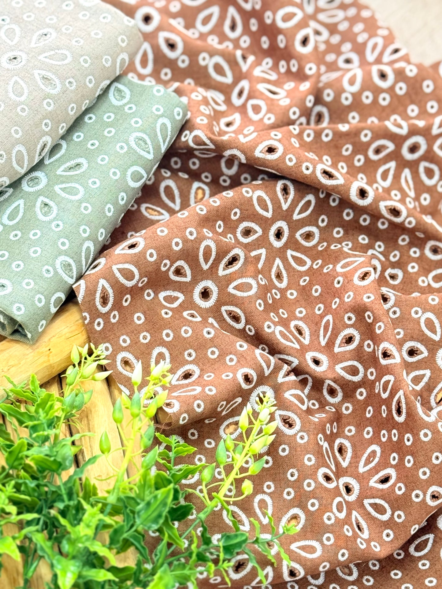 Holl Out Printed Linen 17